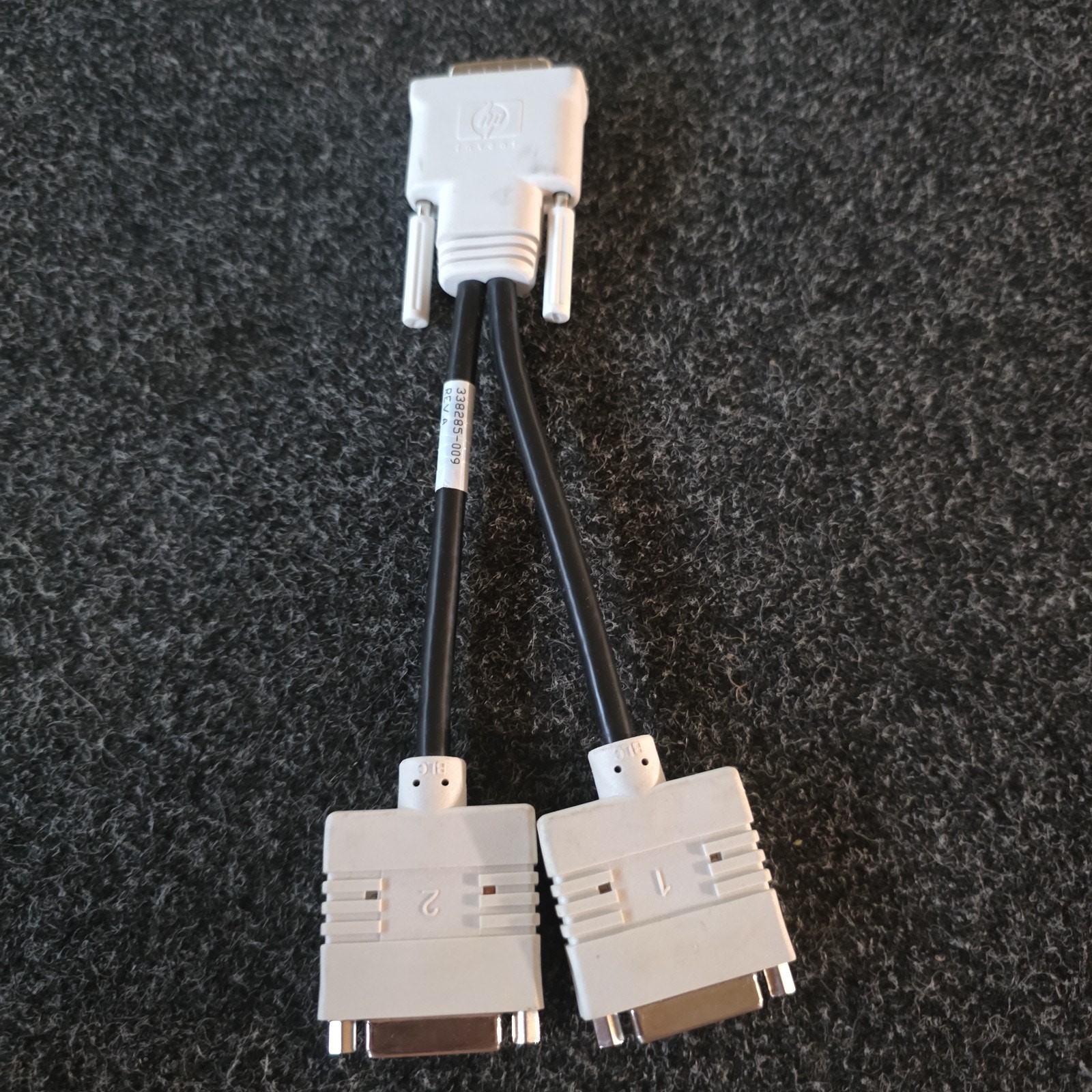 HP/Dell Single DMS-59 to Dual DVI Y Splitter Video Cable H9361 R0915 338285-009