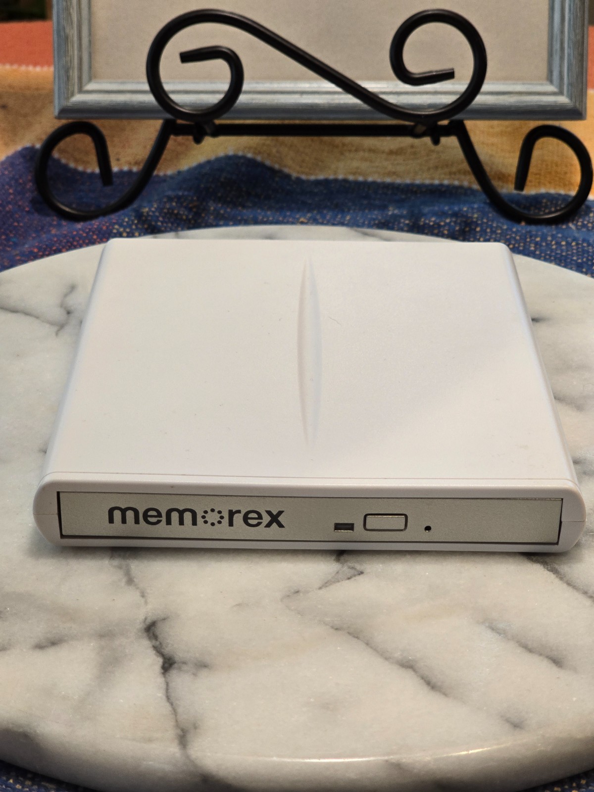 Memorex 8X Slim External DVD CD Writer Recorder Multi-Format White MRX-650LE V3