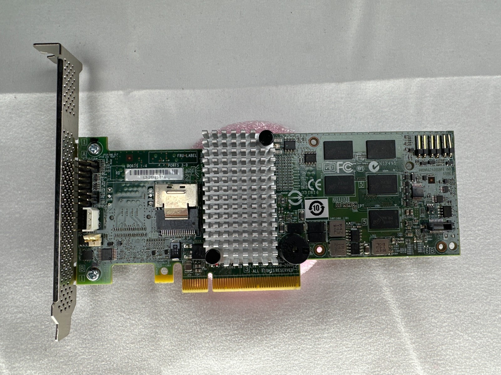 LSI L3-251121-61A SAS PCIe RAID Controller Card Full Height Bracket Installed