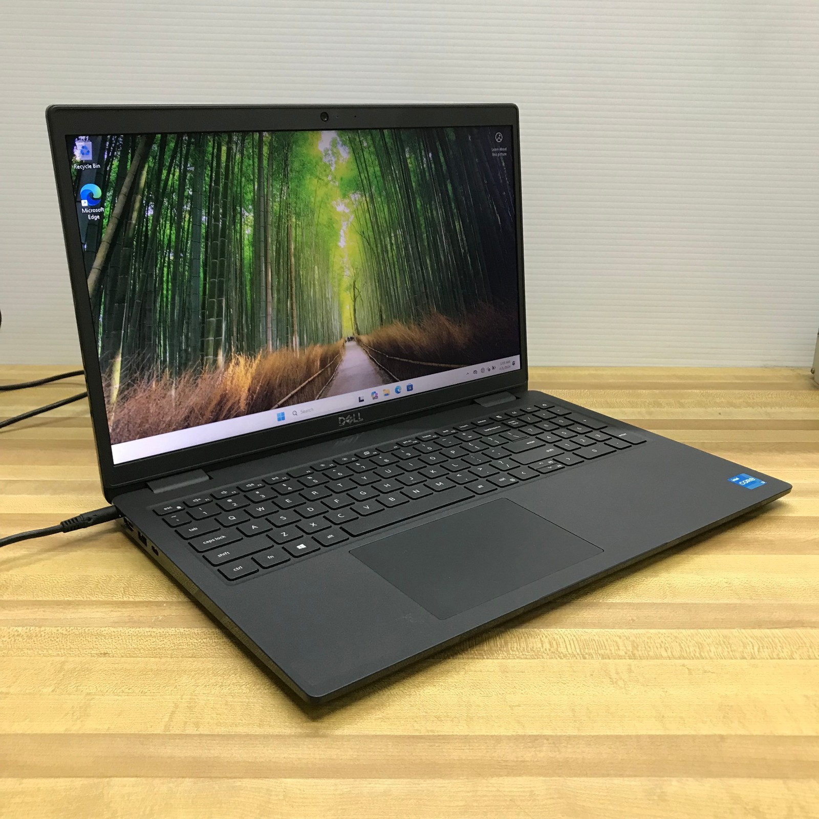 Dell Latitude 3520 15.6" Intel Core i3-1115G4 8GB RAM 128GB SSD (Windows 11 Pro)