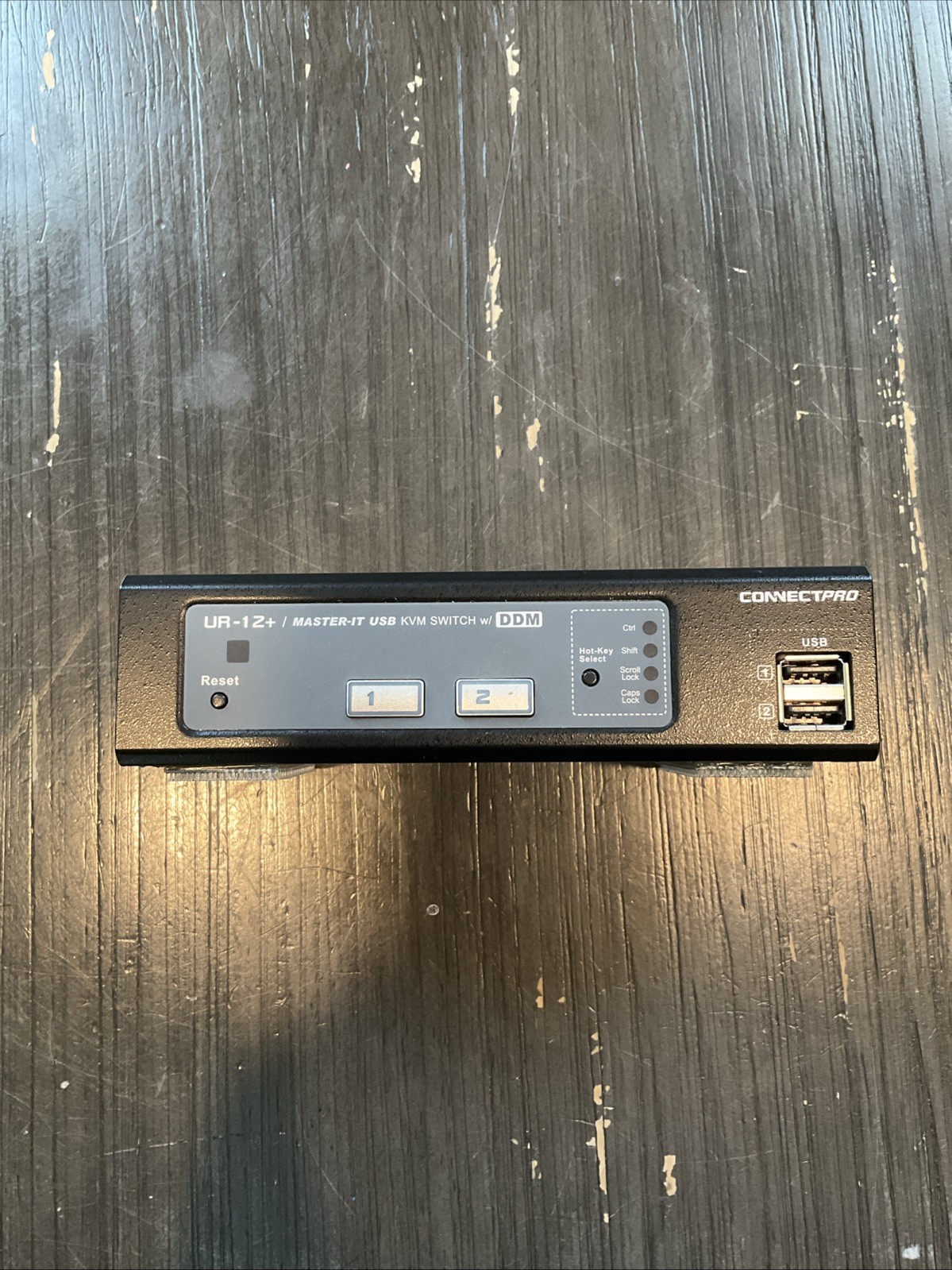 ConnectPro UR-12+ Master-it KVM Switch w/DDM for One Monitor & Two Computers
