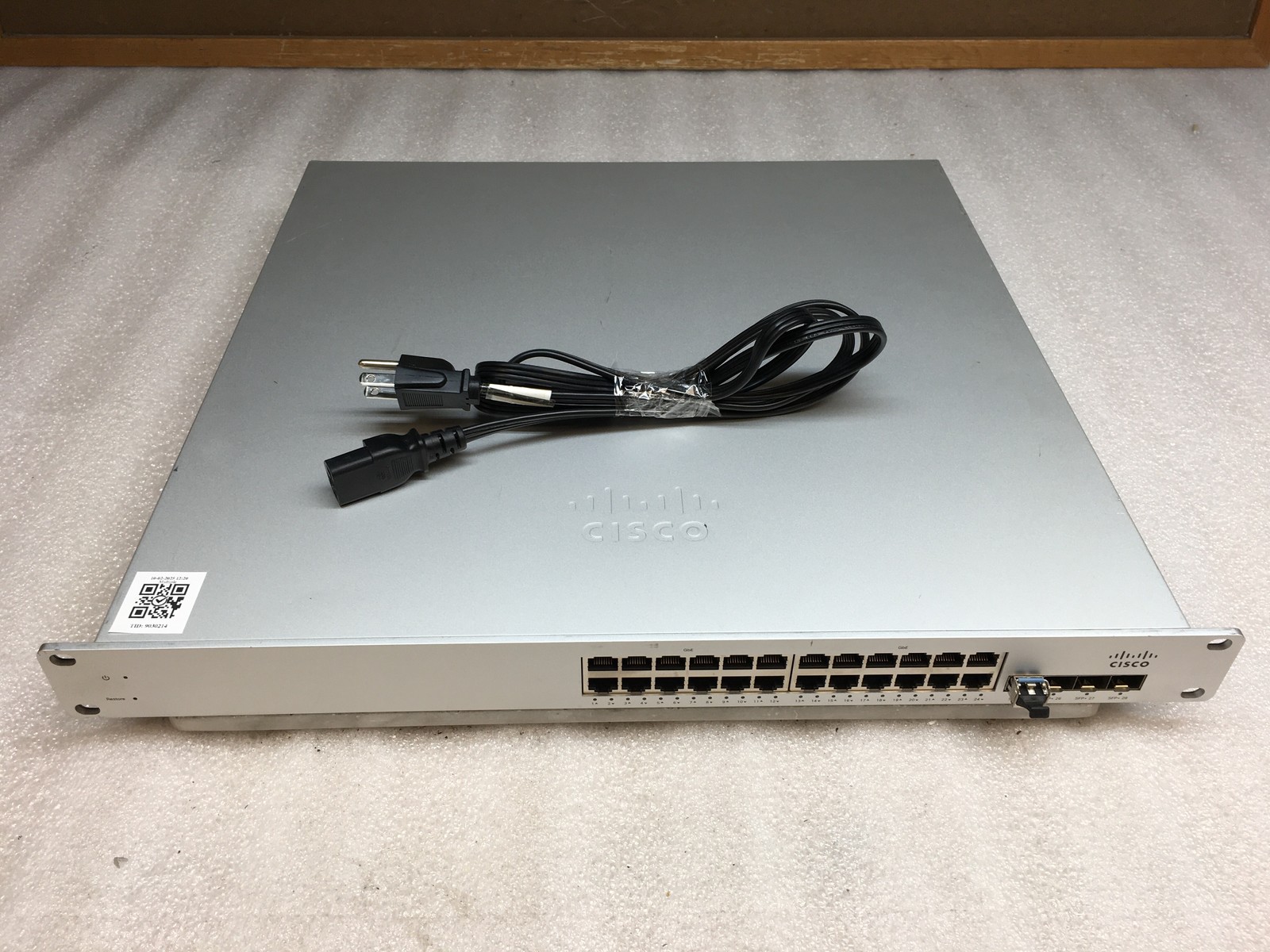 Cisco Meraki MS320-24-HW Cloud Managed Network Switch - Unclaimed
