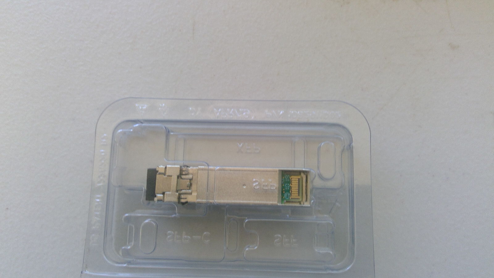 NEW Finisar FTLF8529P4BCV SFP+ Transceiver Module 16Gb Fibre Channel BN186