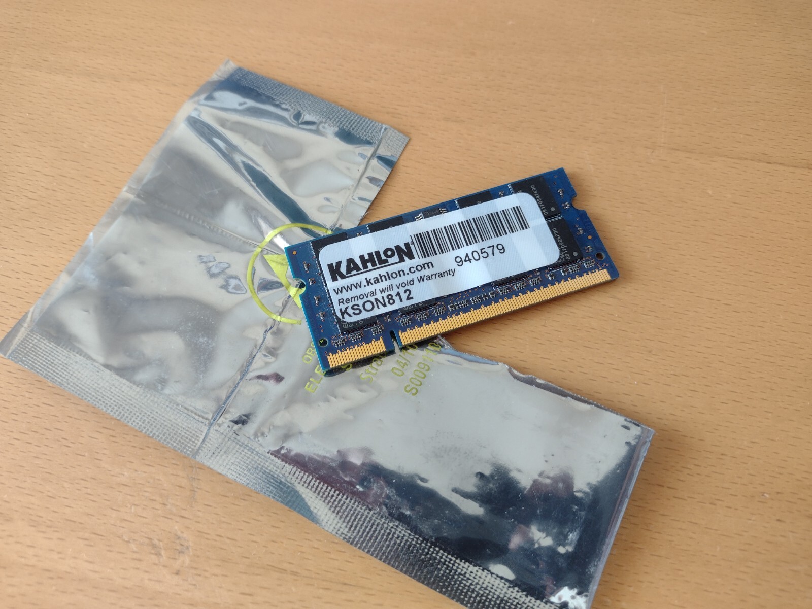 Kahlon Computer Memory 2GB KSON812 New Open Box Sony VAIO compatible