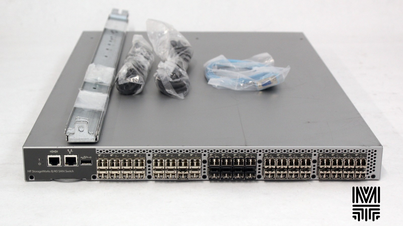 HP AM869A StorageWorks 8G /40 ACTIVE Fabric Ports with SFP's & Licenses