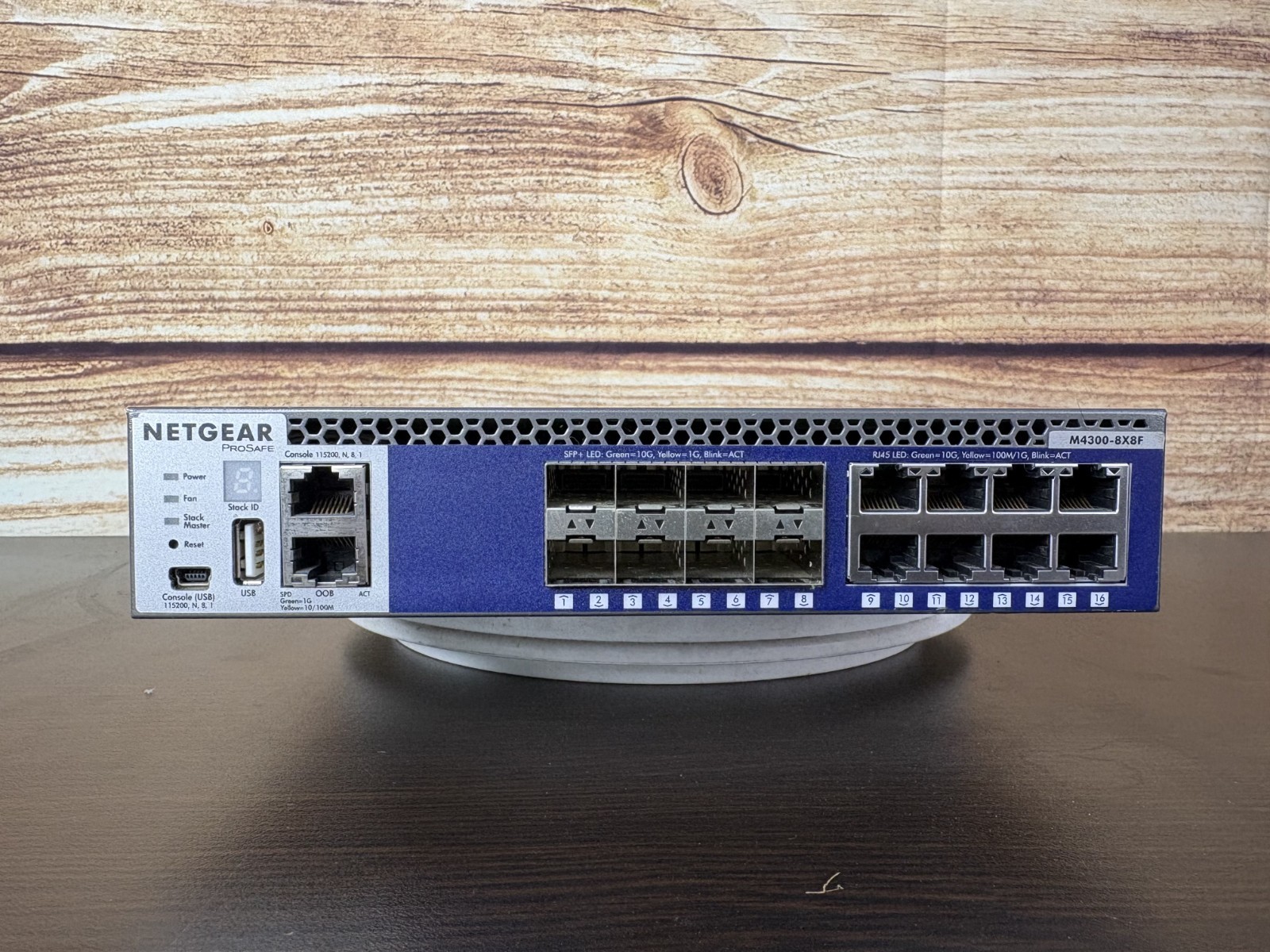 NETGEAR 10GbE 16 Port Managed Ethernet Switch M4300-8X8F XSM4316S100NES