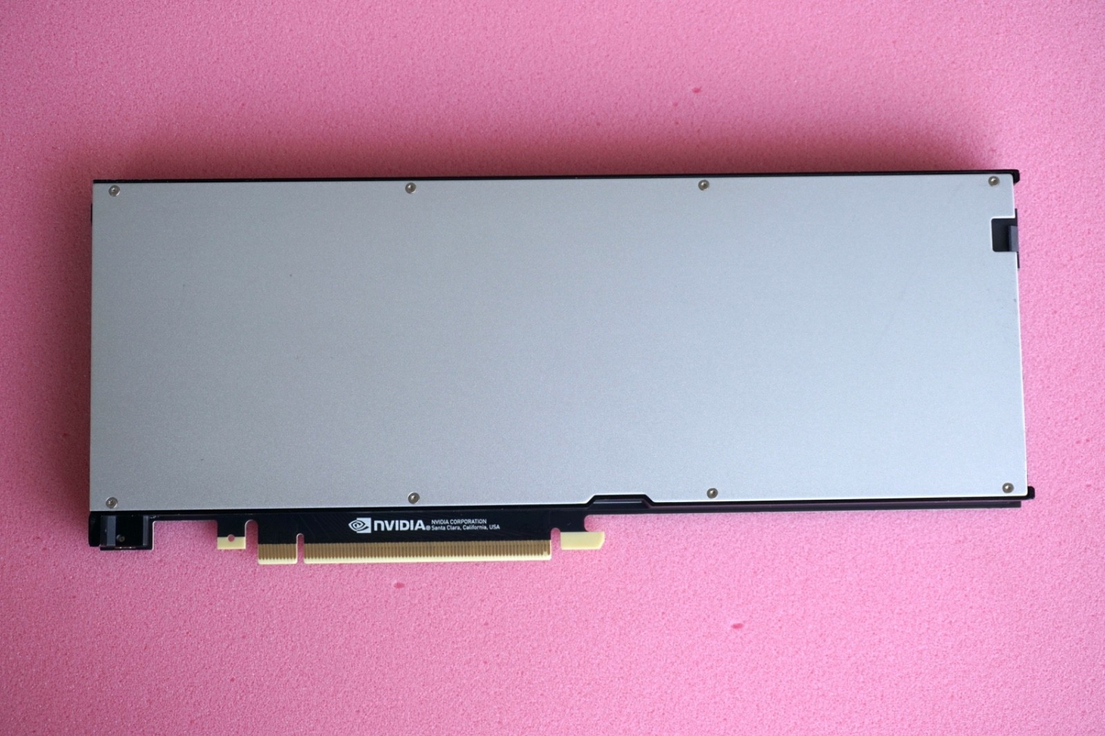 NVIDIA PG150 TESLA T10 16GB GDDR6 PCIe x16 GPU 699-2G150-0215-505