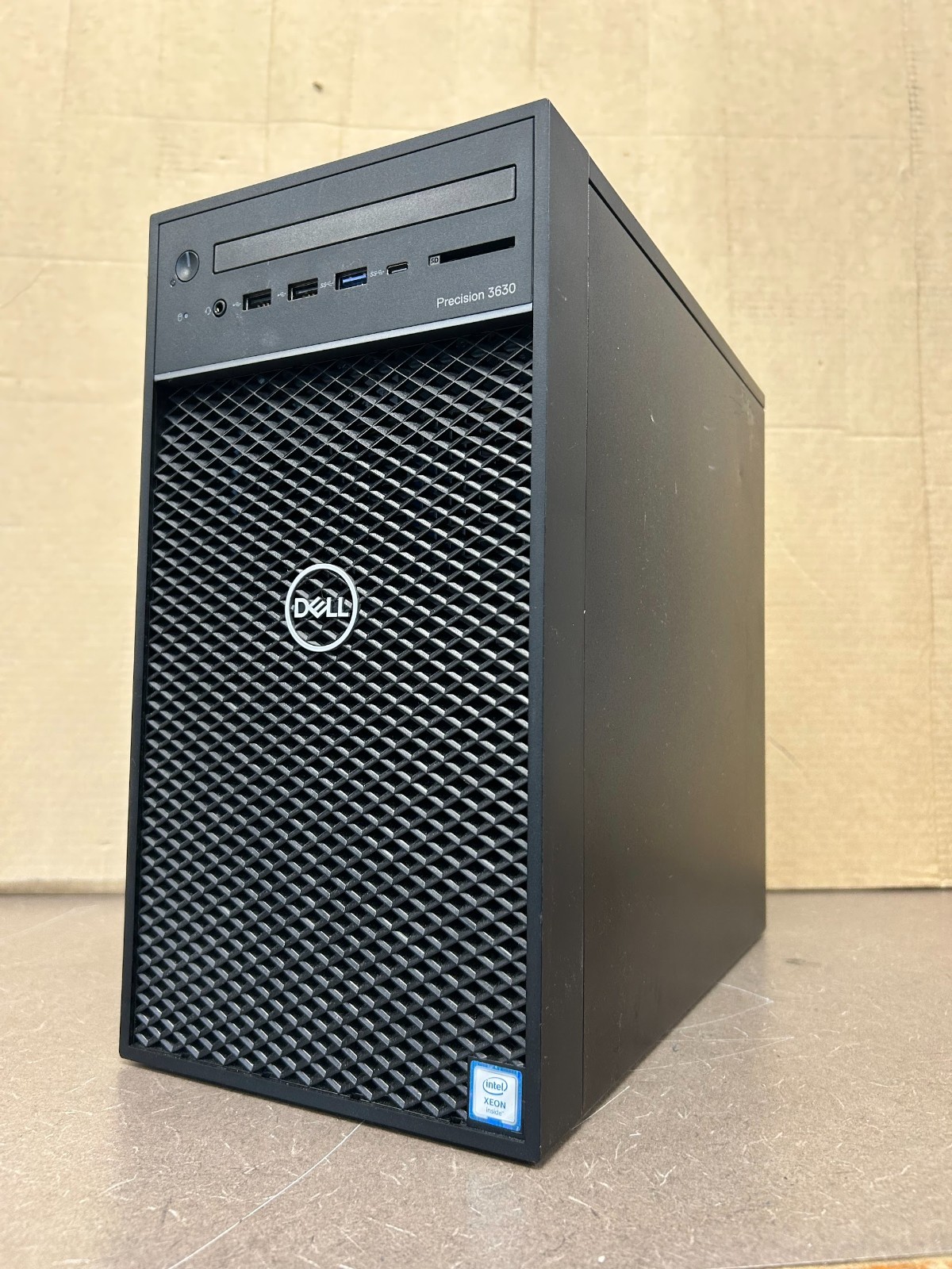 Dell Precision 3630 MT Xeon E-2224G 3.4GHz, 8GB RAM, NO DRIVE/OS Quadro P620 #95