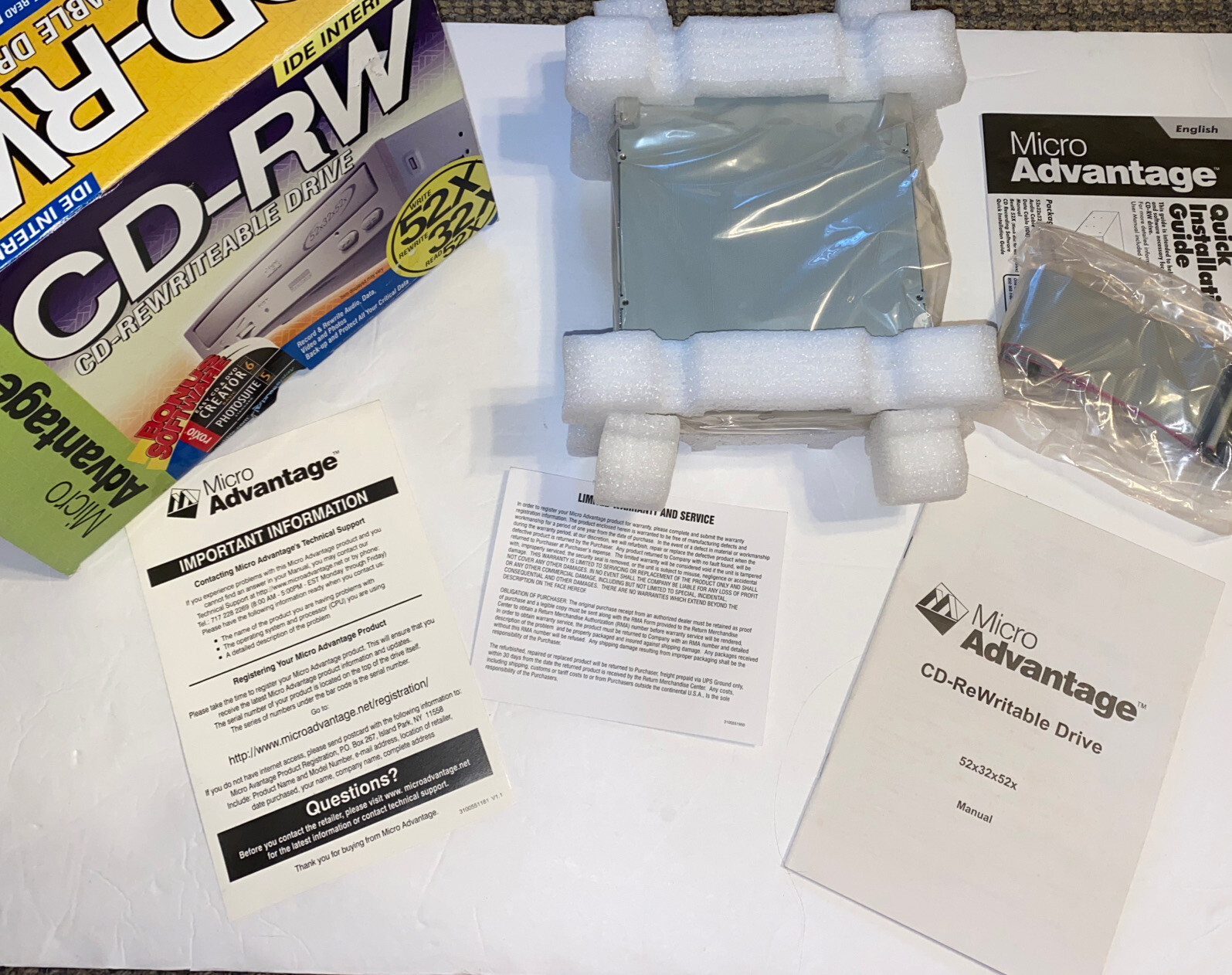 MICRO ADVANTAGE CD-RW 52x32x52x Rewriteable Drive