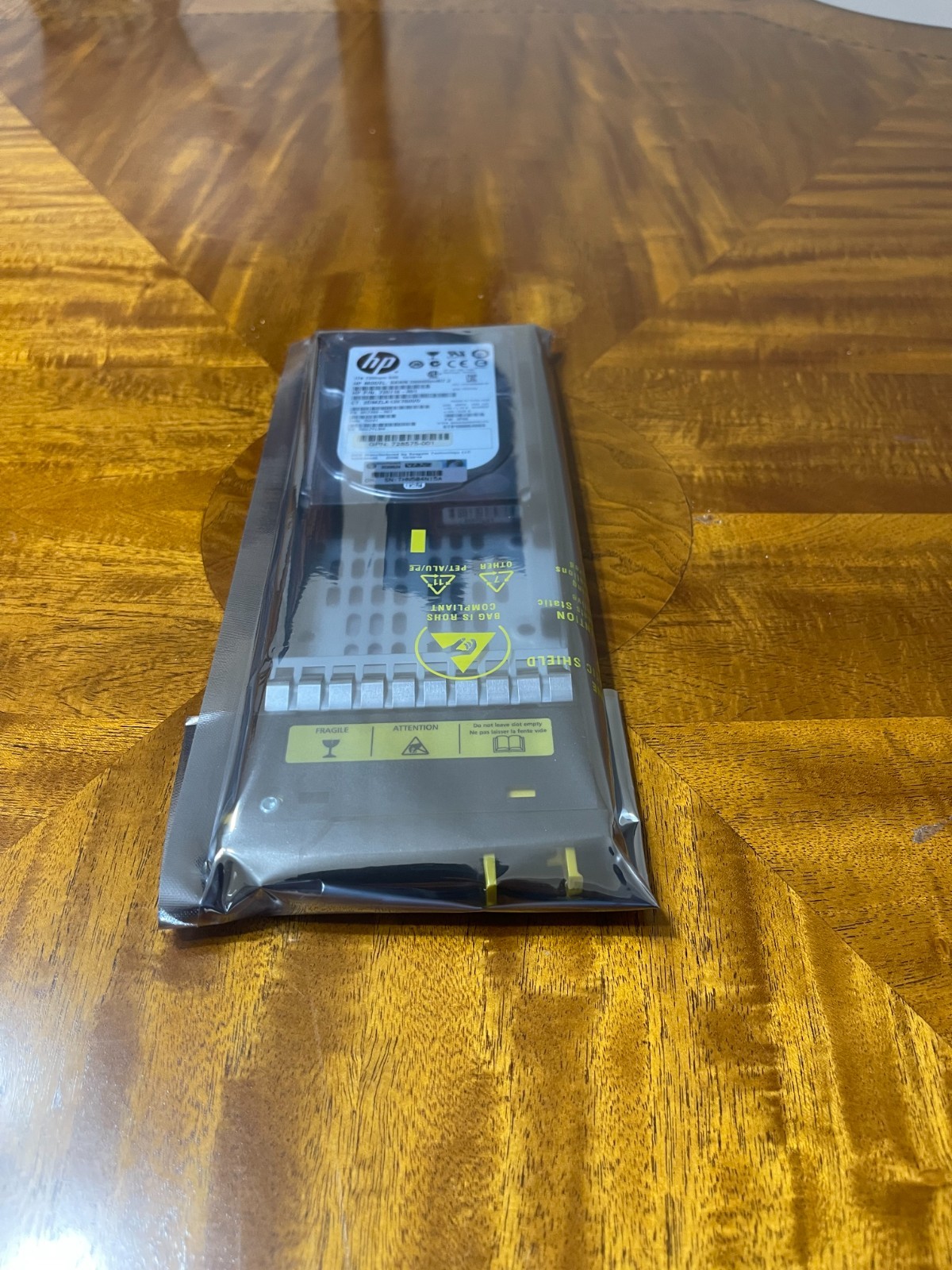 HPE P20077 1.8TB 10K 12G 2.5" SAS 3PAR HARD DRIVE