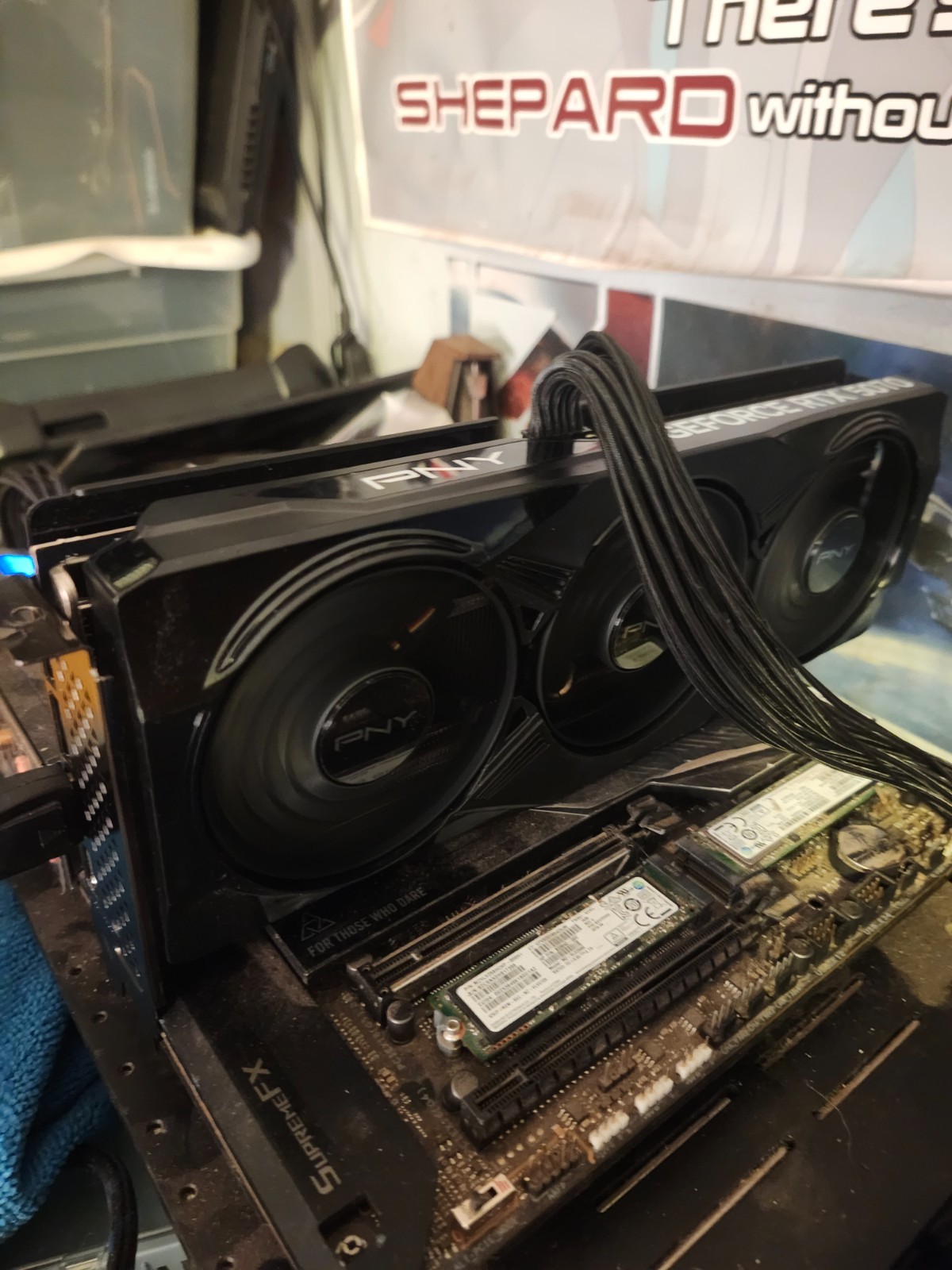 PNY NVIDIA GeForce RTX 5070 12GB OC GDDR7
