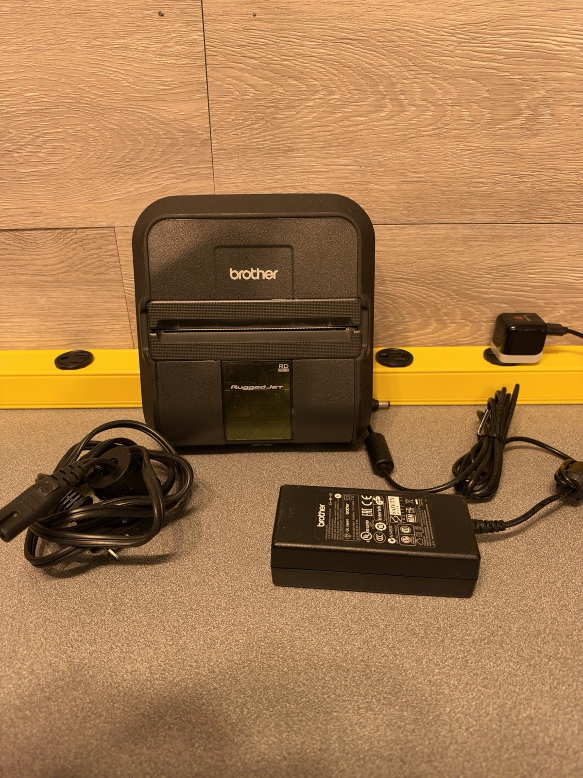 Brother RuggedJet RJ-4040-K - 4-Inch Label, Tag, and Receipt Printer Read