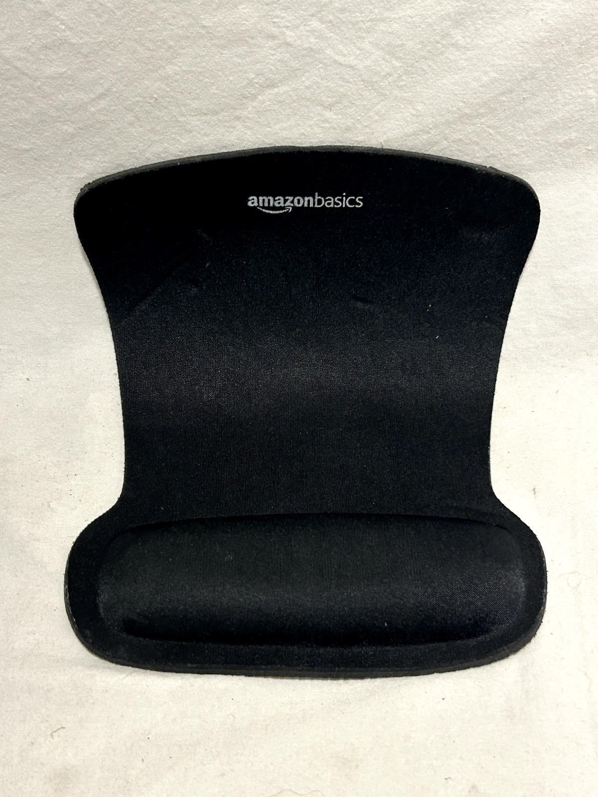 Amazon Basics Irregular Ergonomic Gel Computer Mouse Pad with Wrist Rest
