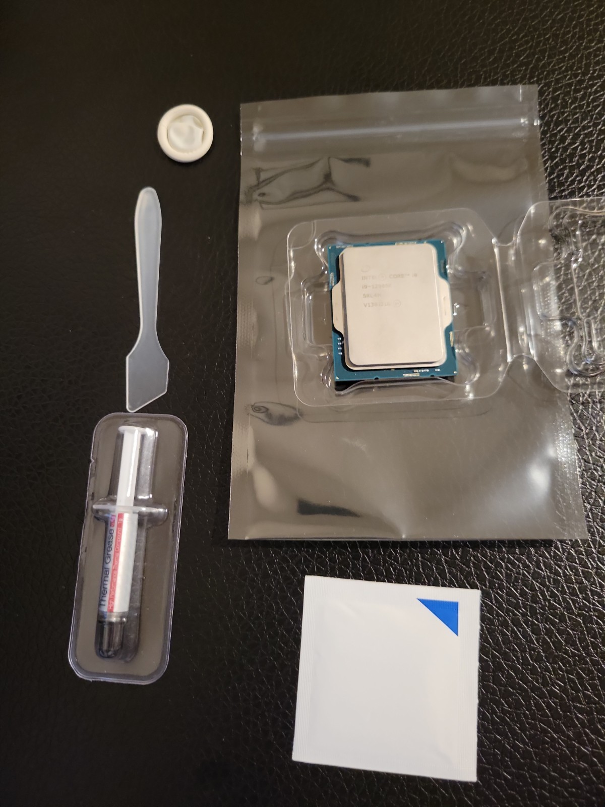 Intel Core i9-12900K 16-Core LGA 1700 3.20GHz 14MB/30MB SRL4H
