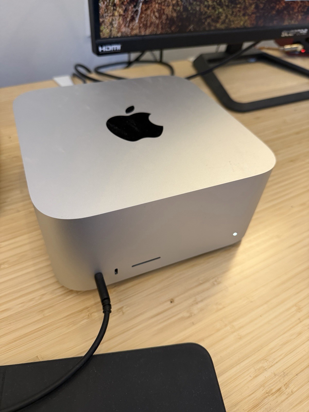 Used 2025 Apple Mac Studio M4 Max 14-core CPU 32-core GPU 36GB RAM ...