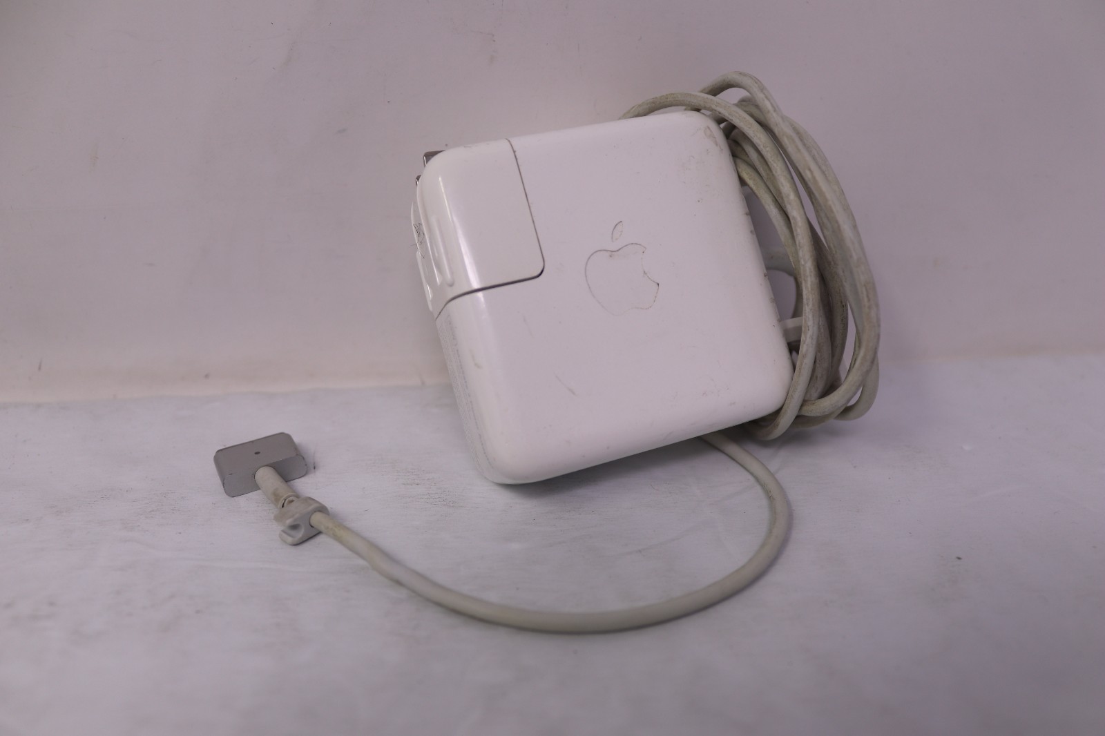 Genuine Apple A1436 45W MagSafe 2 T-Tip Power Adapter
