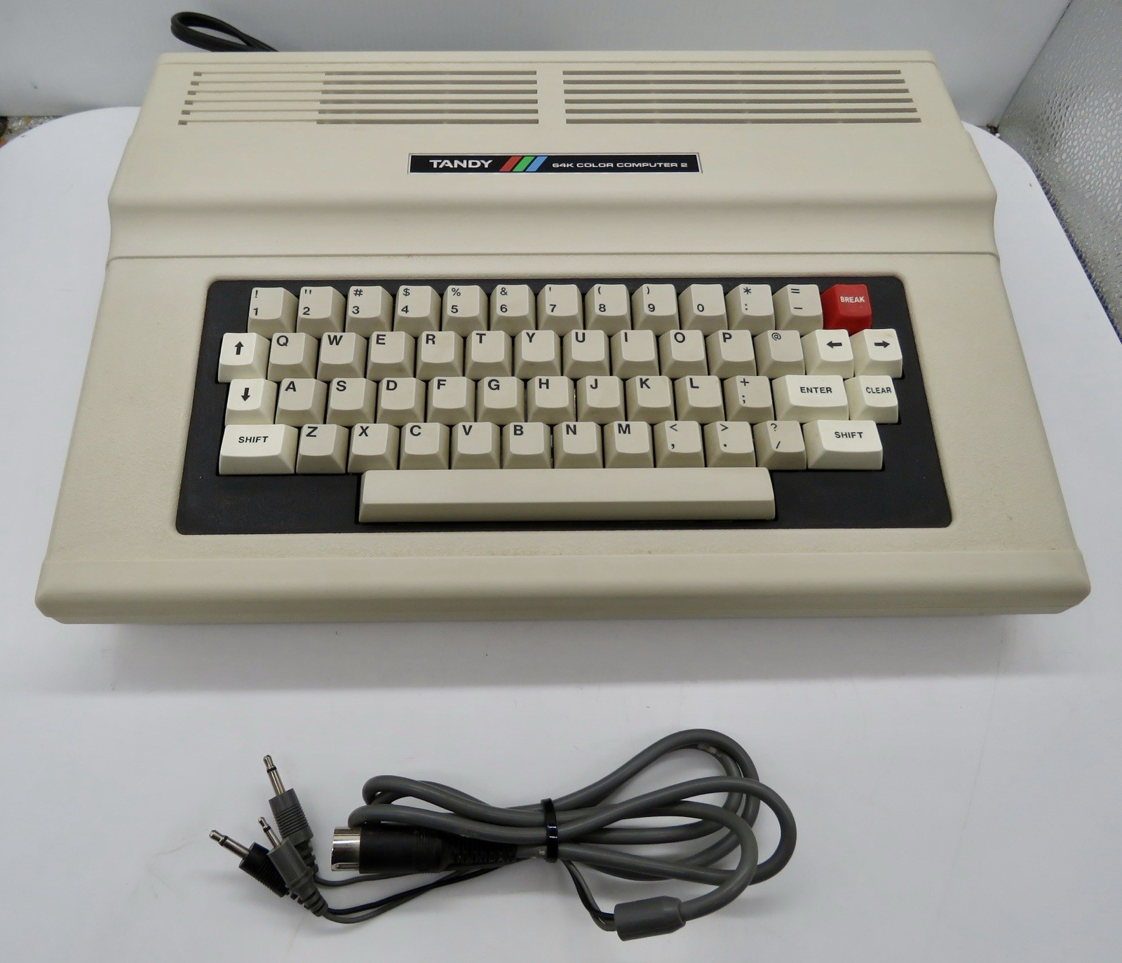 Radio Shack Tandy TRS-80 Color Computer 2 (CoCo 2) 26-3127B - Tested