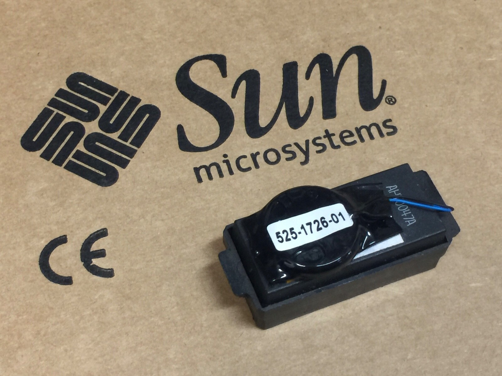 SUN 525-1726 NVRAM M48T59  with NEW-Batery-ADDon , for E250 = " With SOCKET"