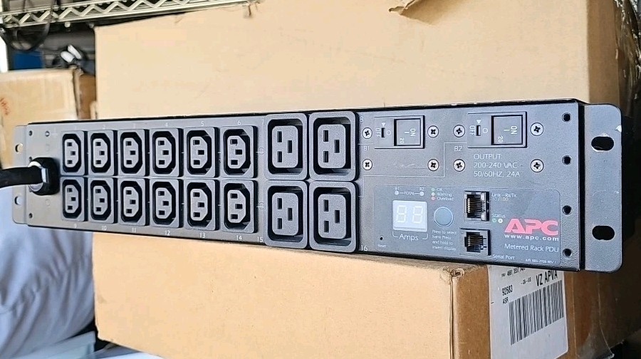 APC AP7811 2U Metered Rack C13 C19 Outlets Rack Mountable With Fw Rev V 3.7.4