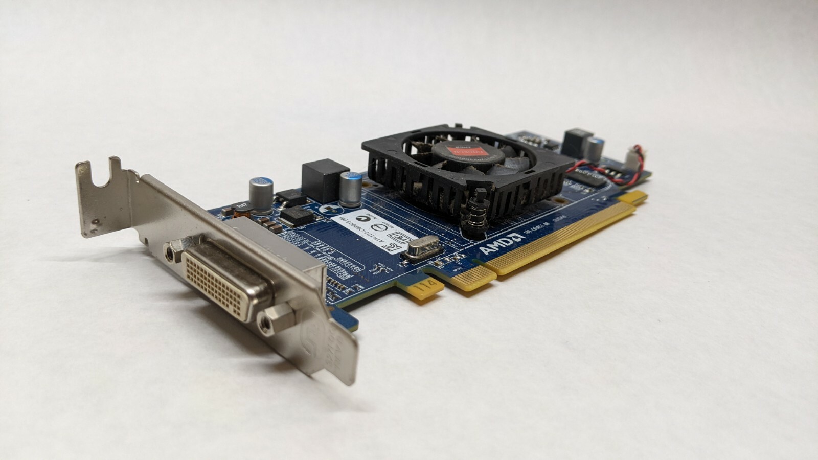 LOT OF 10 AMD Radeon HD 6350 512MB PCIe DMS-59  Video Card 109-C09057-00