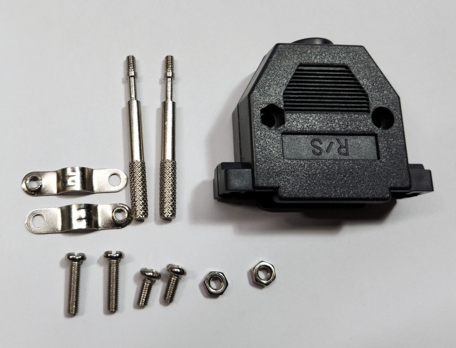 Amiga DB23F Video Connector Plastic Hood MODERN MANUFACTURE USA SELLER