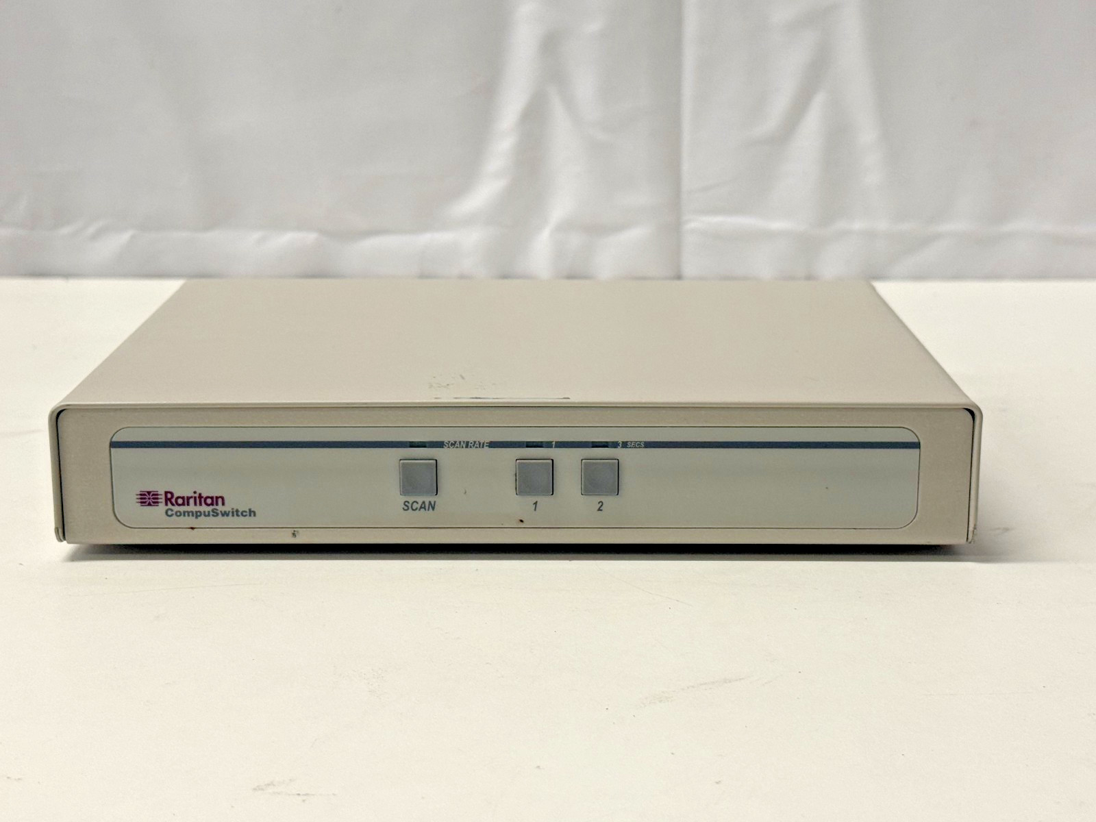 Raritan CS2-PENT 2-Port CompuSwitch Desktop KVM Switch