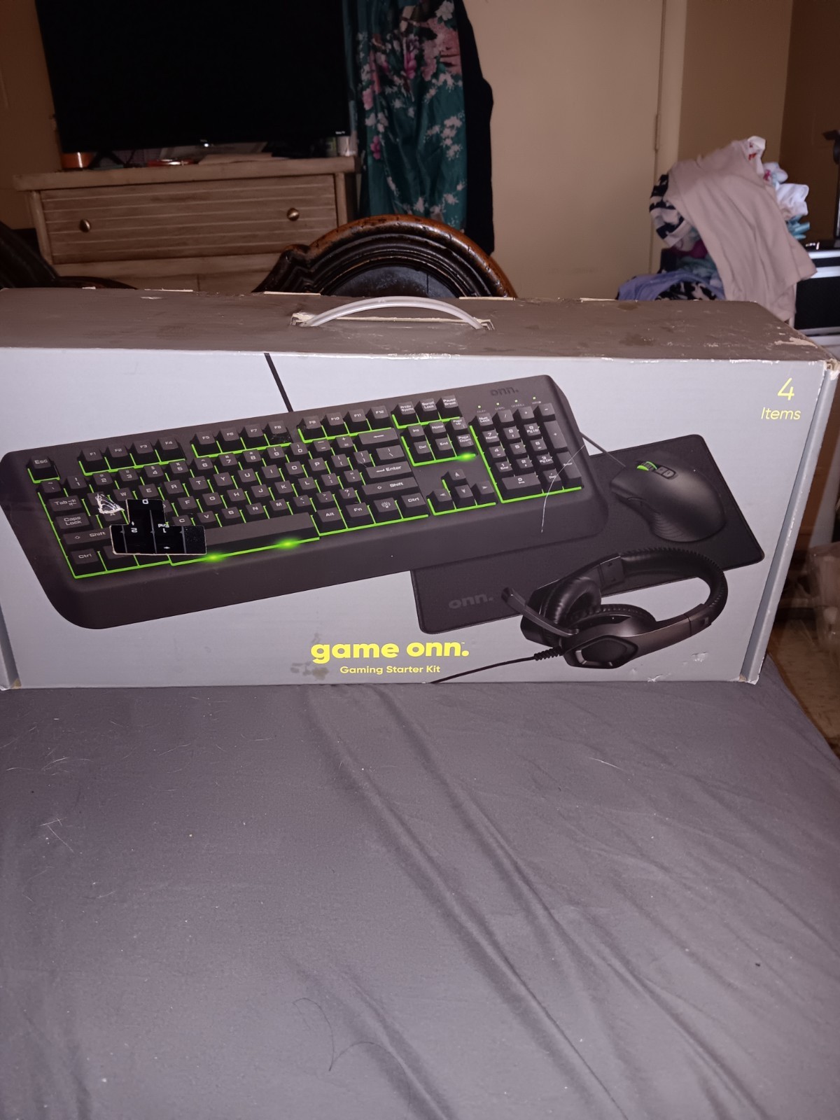 onn 4-PC Gaming Starter Kit W/ LED Keyboard Mouse Headset W/mic & Mouse pad