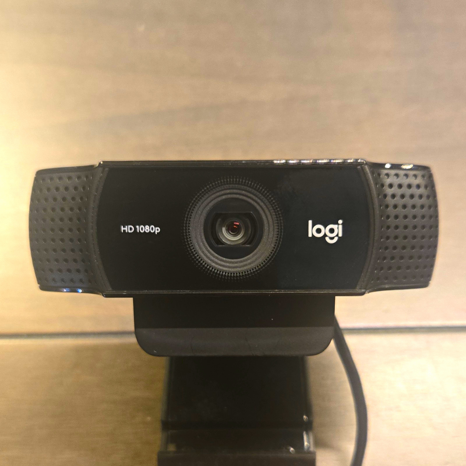 Logi C920 1080p HD Webcam 30fps USB 2.0 Clip-On Mount Black V-U0028