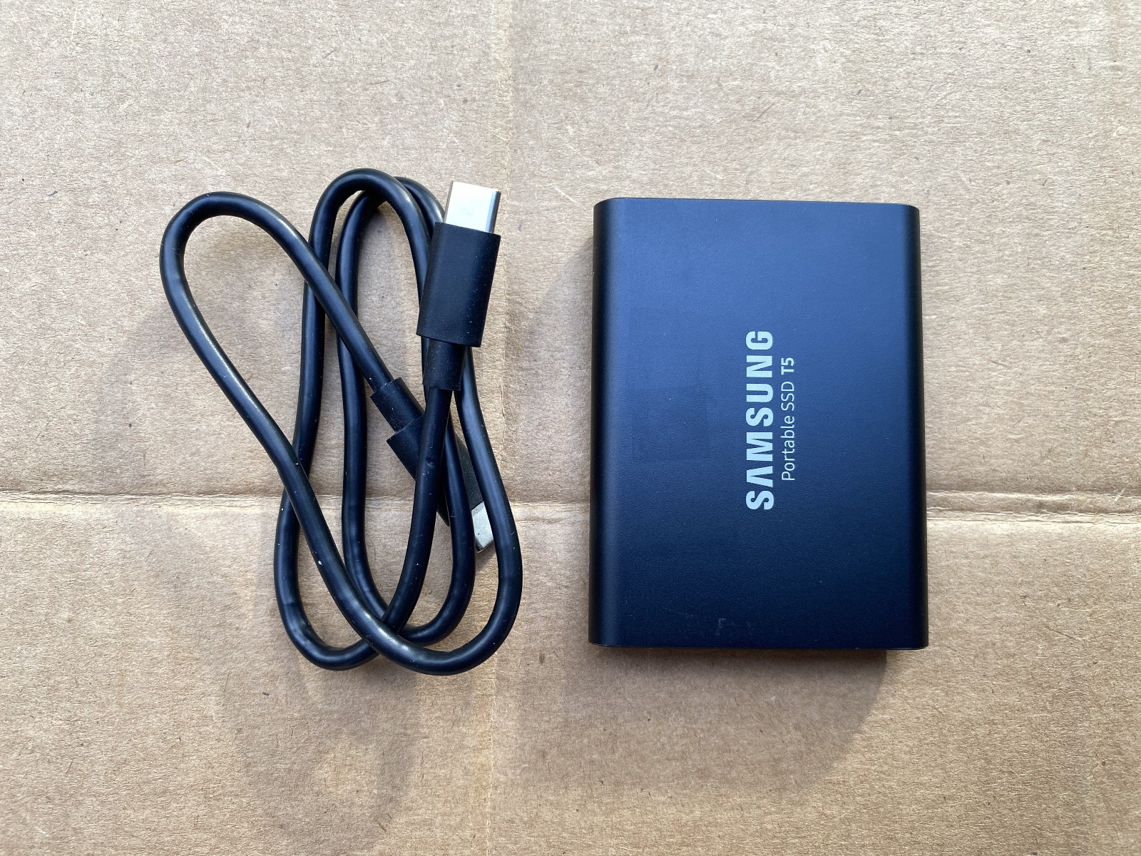 Lightly Used Samsung Portable SSD T5 1tb