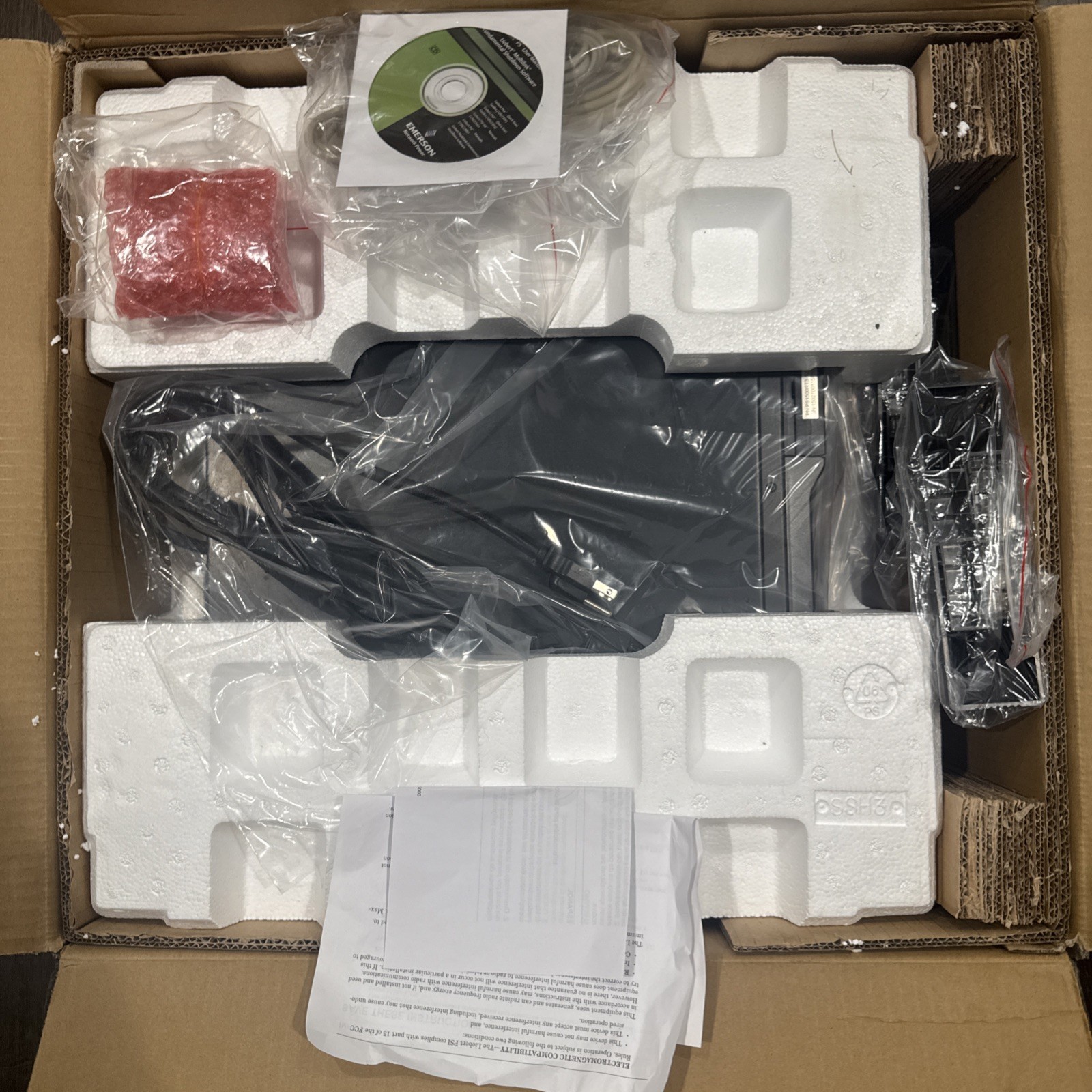 New Emerson Liebert- Vertiv PS1500RT3-120W UPS w/mounting system AC power system