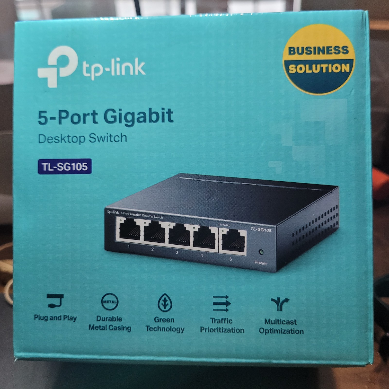 Ptp- link 5 port Gigabit Desktop Switch. New Open Box. 
