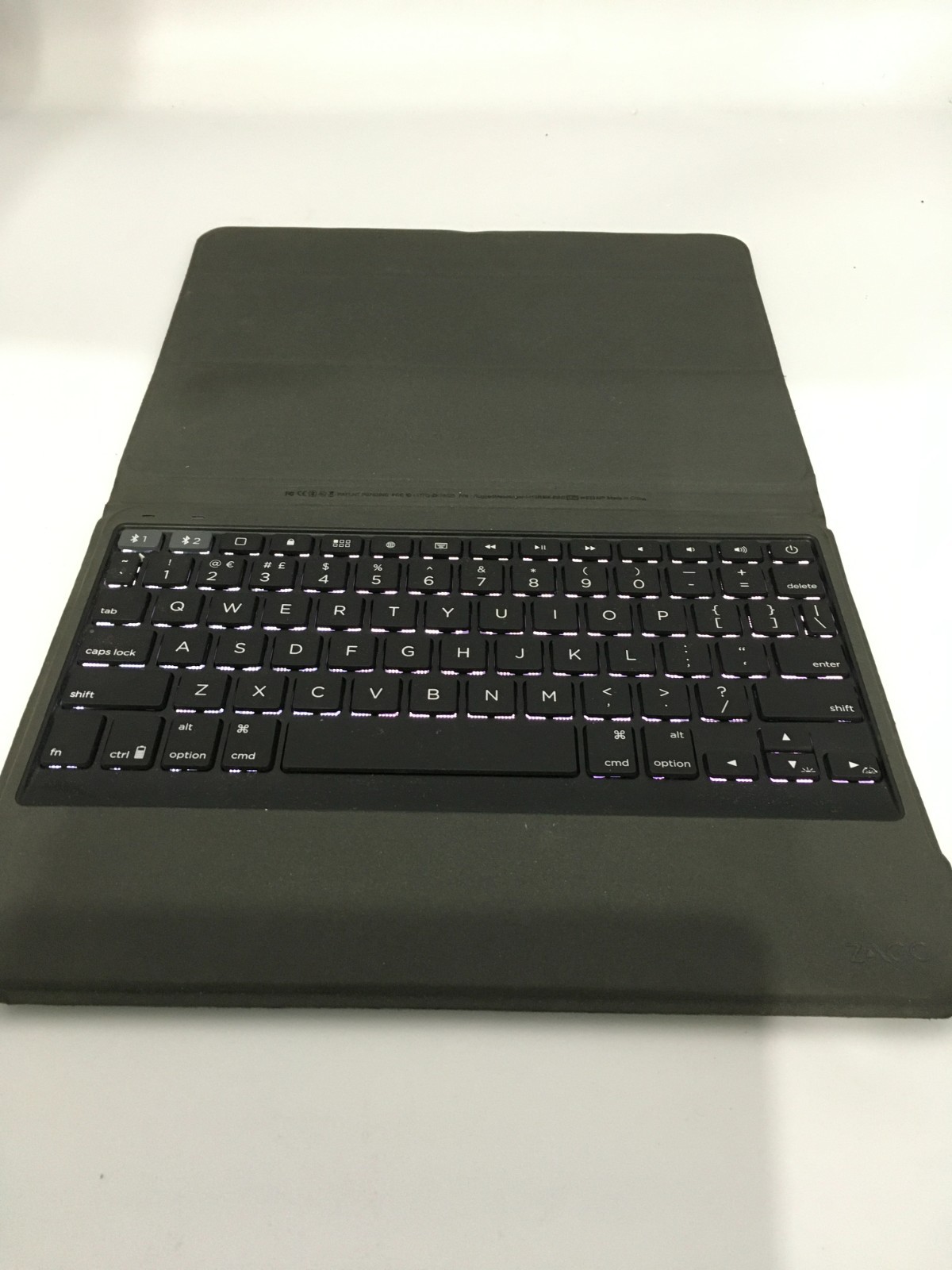ZAGG Rugged Messenger – BACKLIT Wireless Keyboard ONLY – iPad 10.2in LIKENEW RS