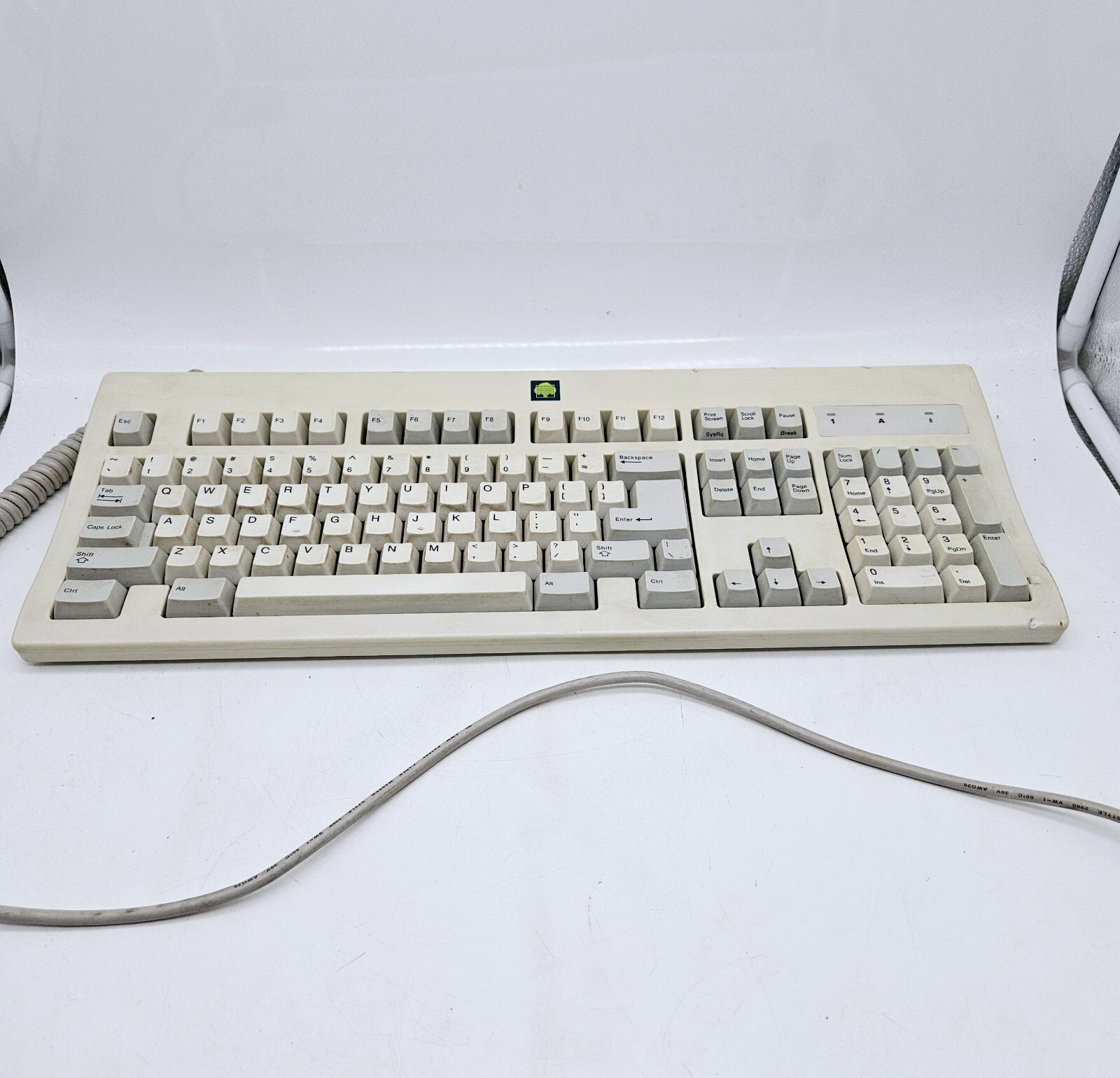 Zenith Data Systems Wired PS/2 Mechanical Keyboard SK-2000RE Vintage