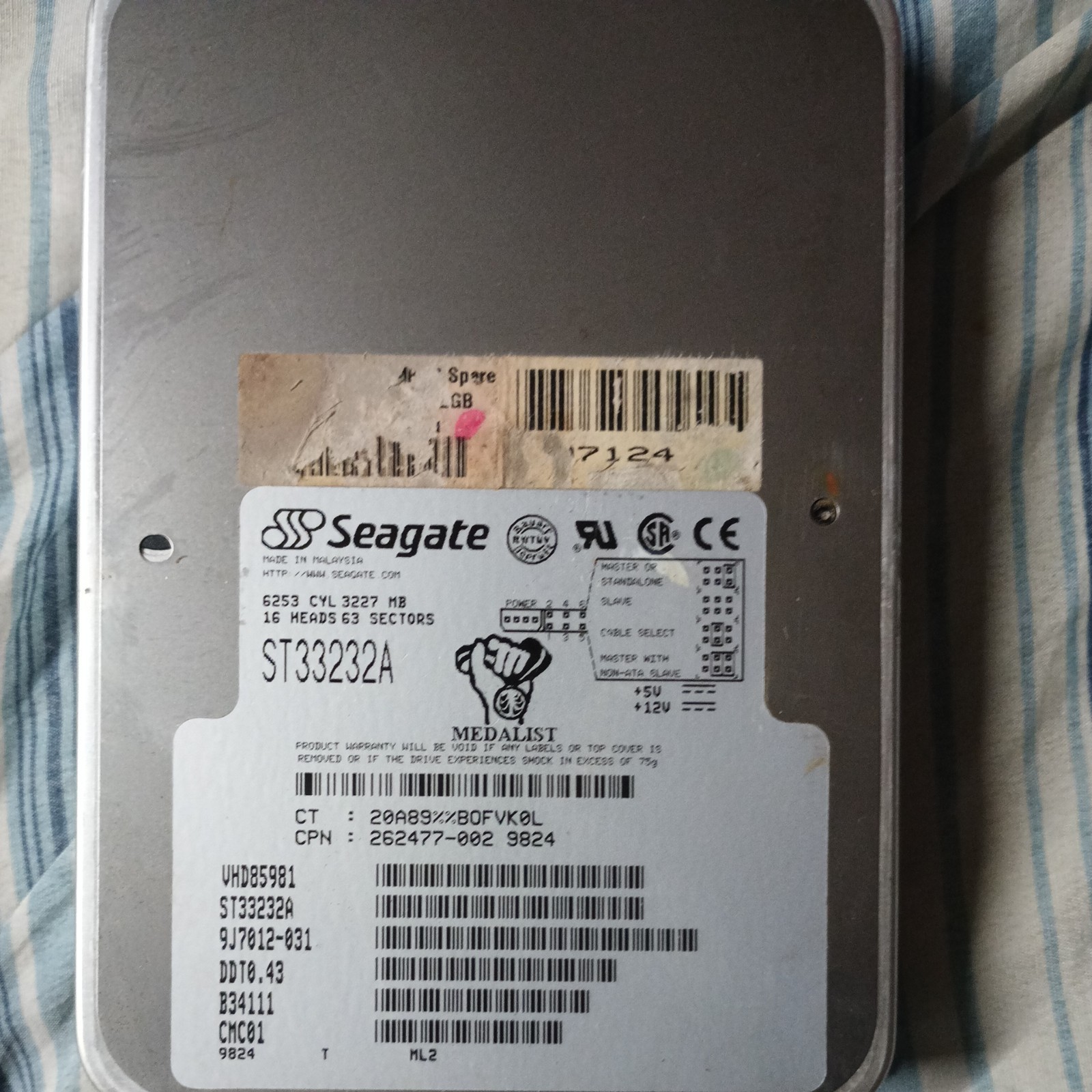 Hard Disk Drive IDE Seagate Medalist ST33232A 9J7012-034 DDT0.42 A33314 ARE03