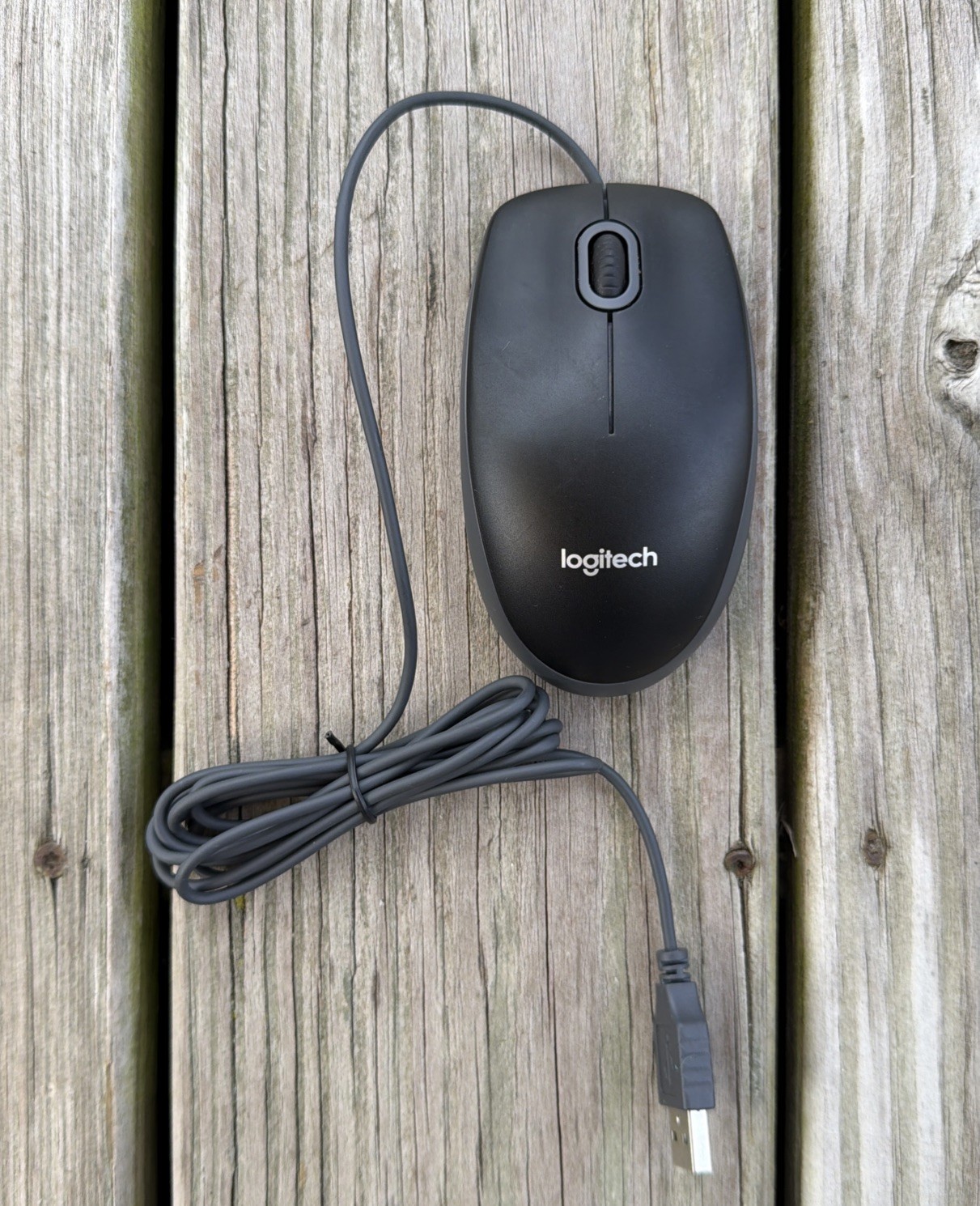 Logitech Wired USB Optical Mouse Black M-U0026 PN: 810-002182 (14975-14978)
