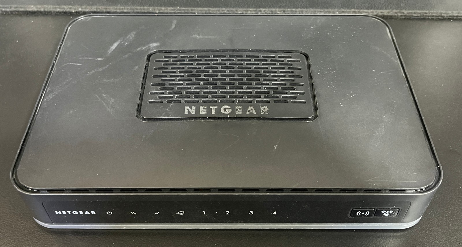 NETGEAR CG3000D DOCSIS 3.0 Wireless Cable Modem Gateway N300 4-Port Gigabit - Us