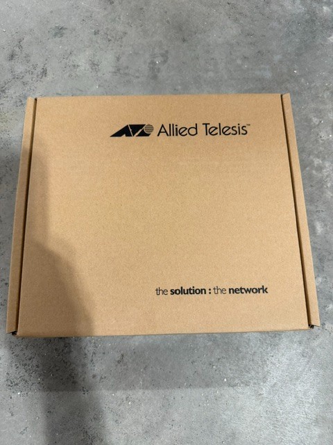 Allied Telesis Centercom AT-GS910/8-10 Ethernet Switch 990-004857-10 8-Ports New
