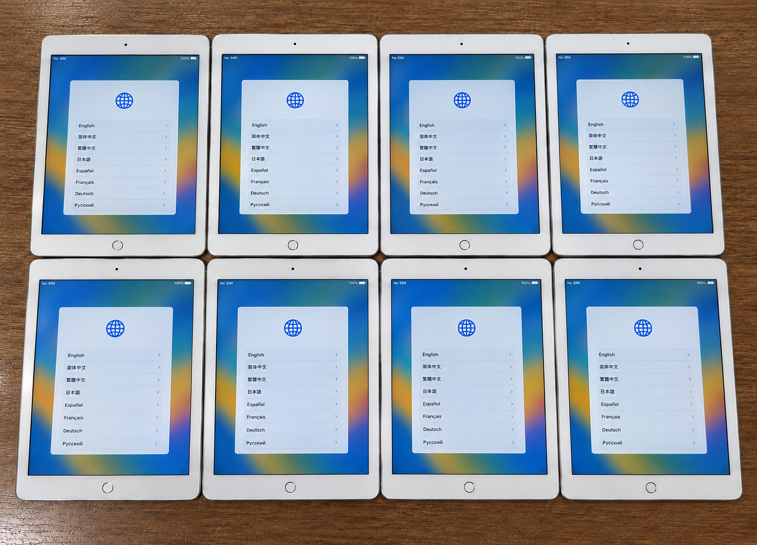 Apple iPad 7 Silver Cellular- fOR PARTS oNLY