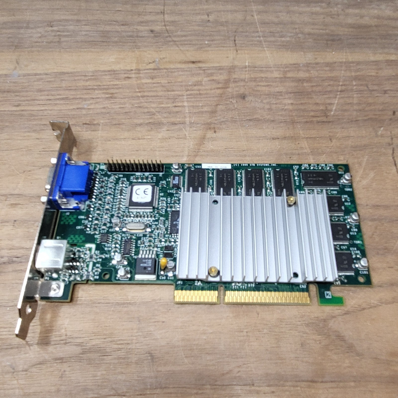 3dfx Voodoo3 3000 16MB AGP Graphics Card V33416 VGA S-Video Vintage 210-0364-003