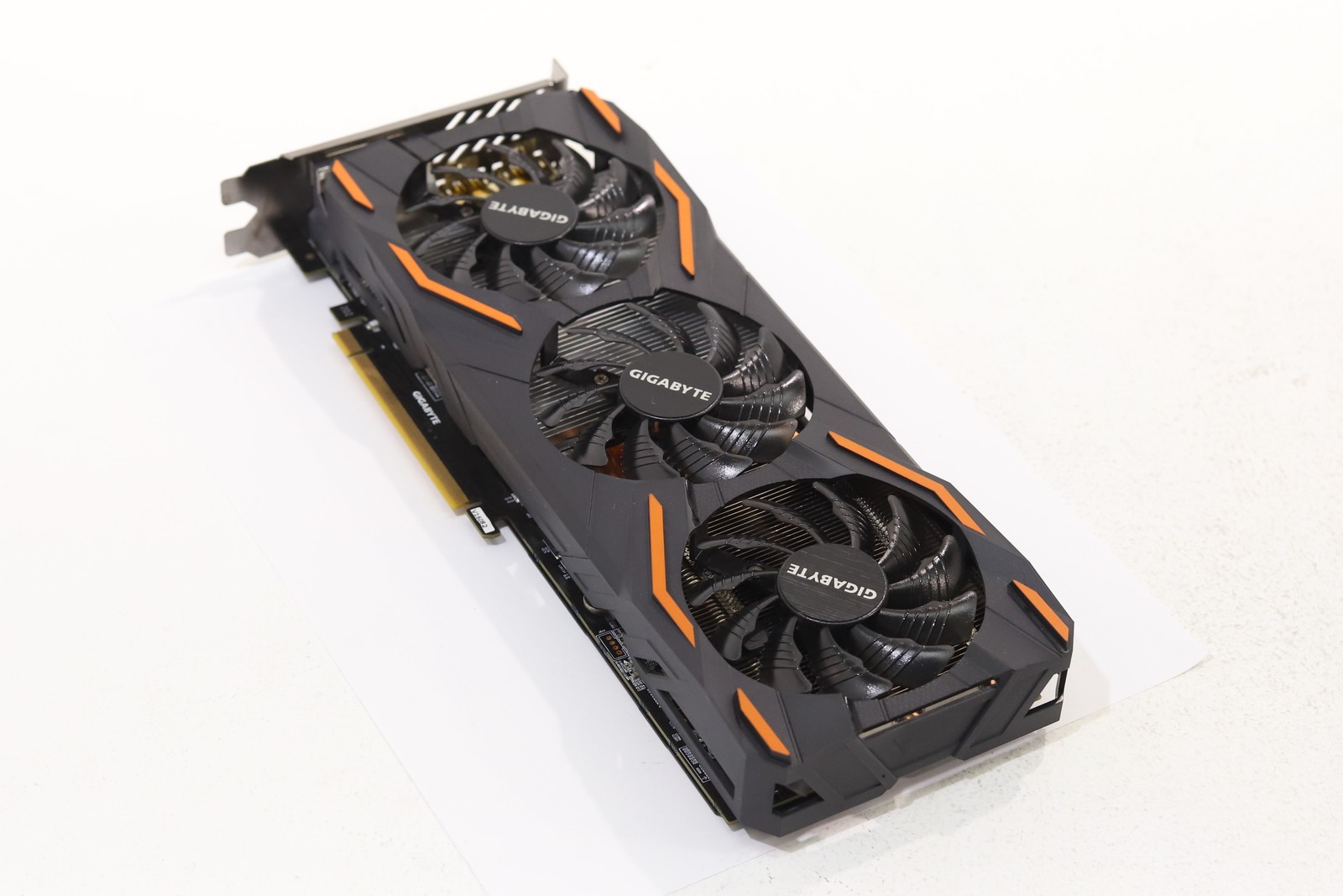 Gigabyte NVIDIA GTX 1080 OC 8GB GDDR5X Graphics Card P/N: GV-N1080WF3OC-8GD