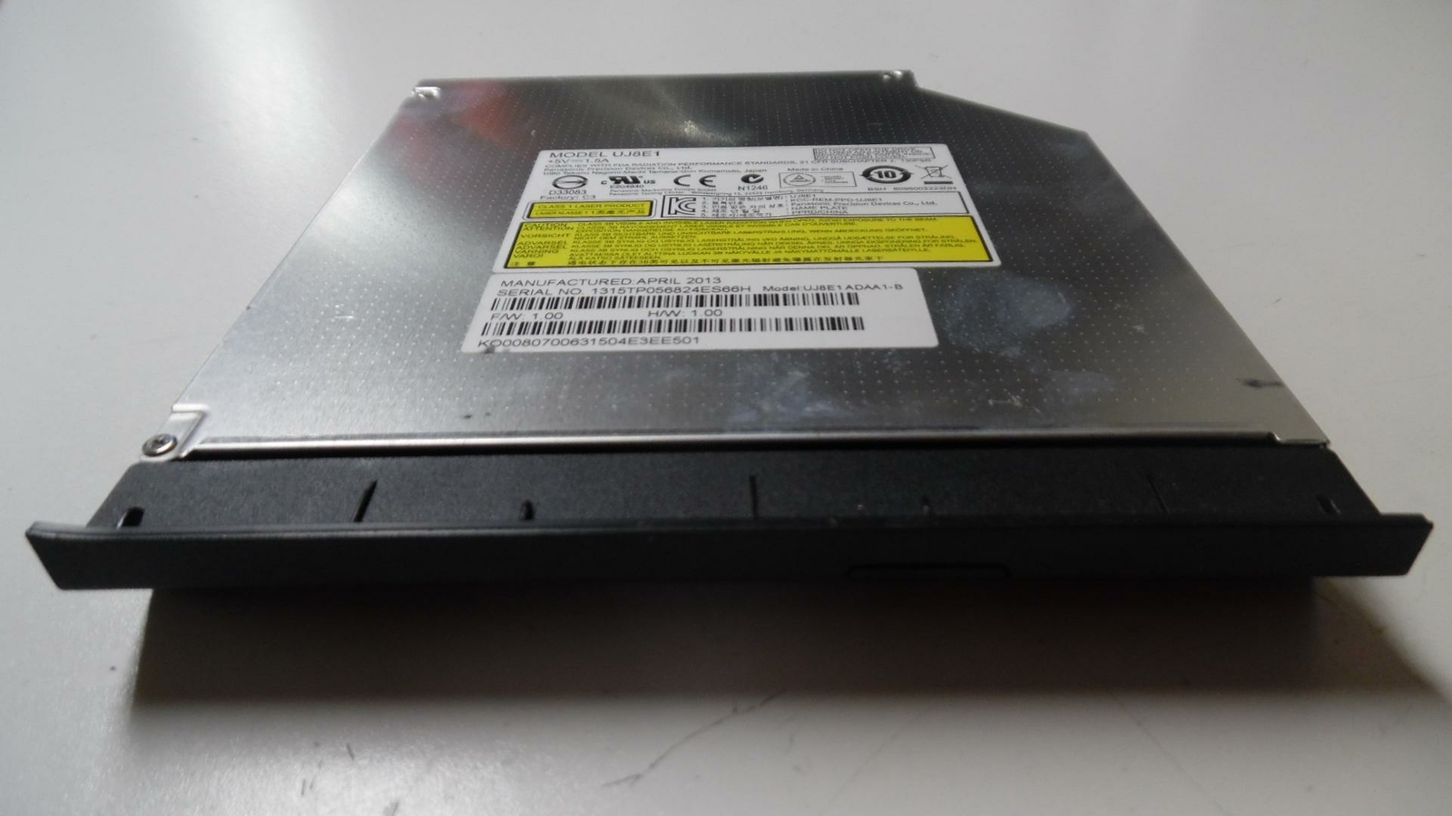 Acer TravelMate P253 15.6" Internal DVD-ROM Optical Drive - UJ8E1 - Tested
