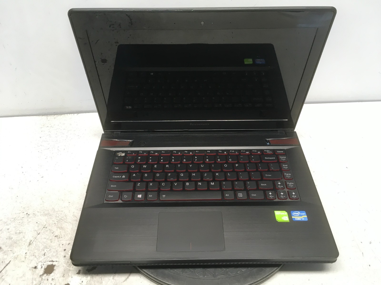 Lenovo IdeaPad Y400 Intel i7-3630QM 2.4GHz 8 GB NO HDD No Batt GeForce GT 650M