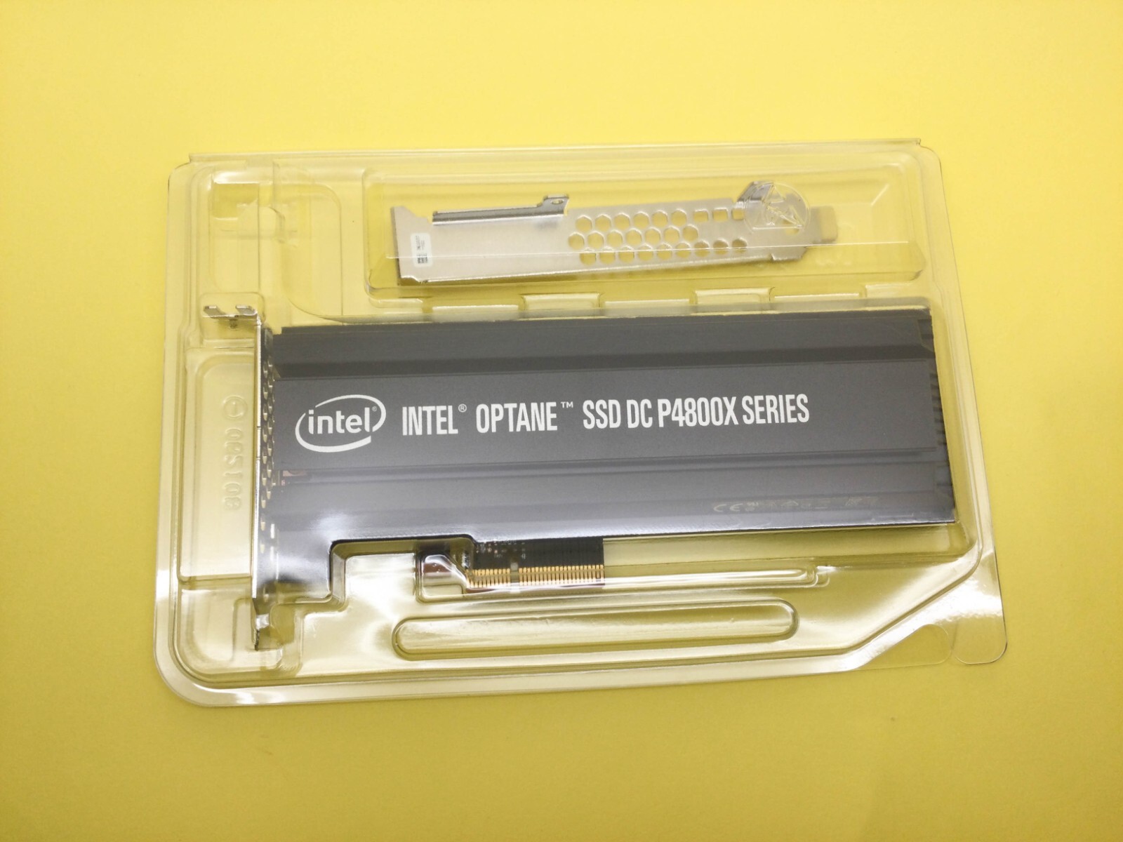 Intel Optane DC P4800X Series 375GB PCIe NVMe Solid State Drive SSDPED1K375GA