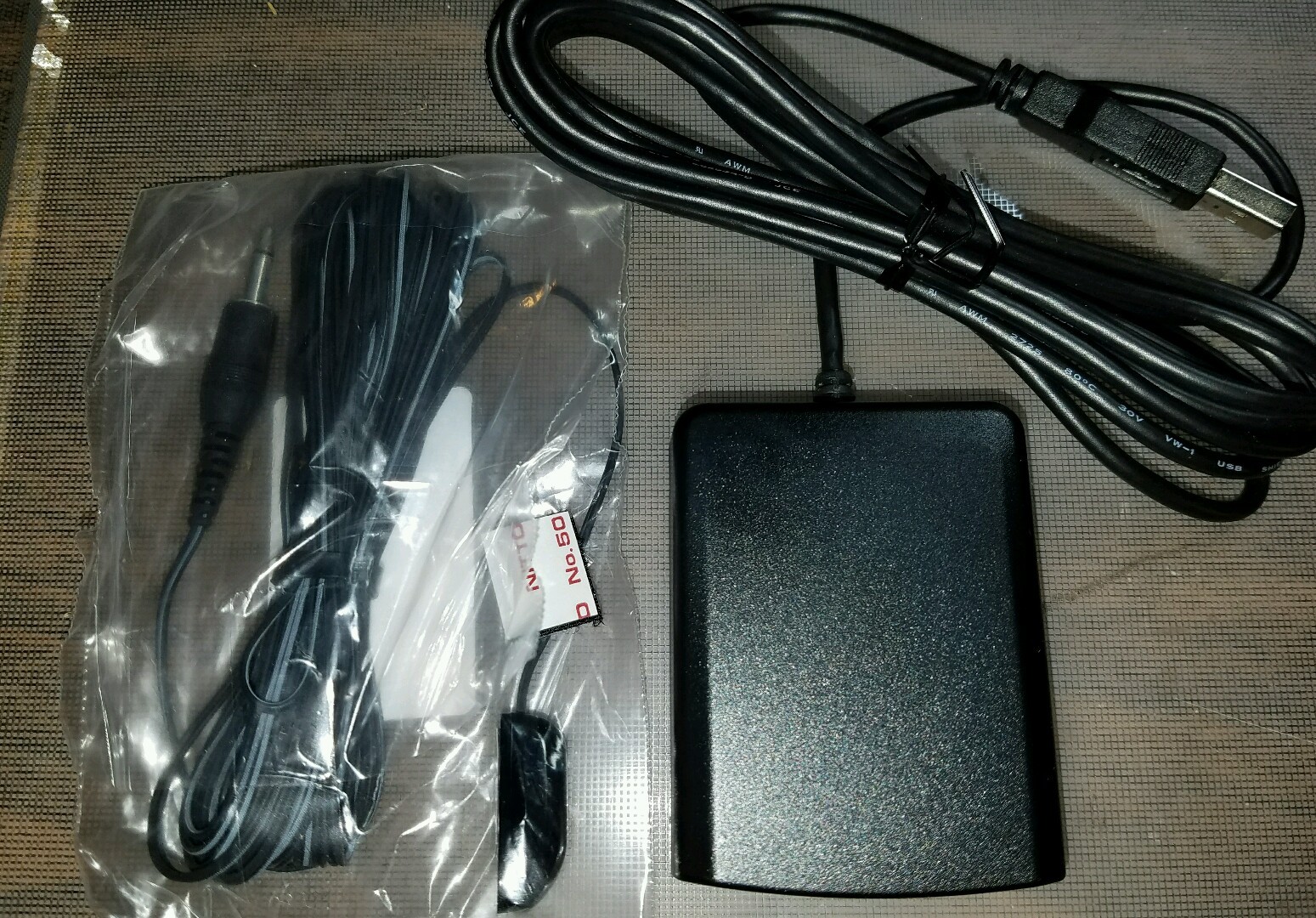 Media Center Receiver USB Windows IR   SMK RXX6000-0141E with 2nd  IR extender. 