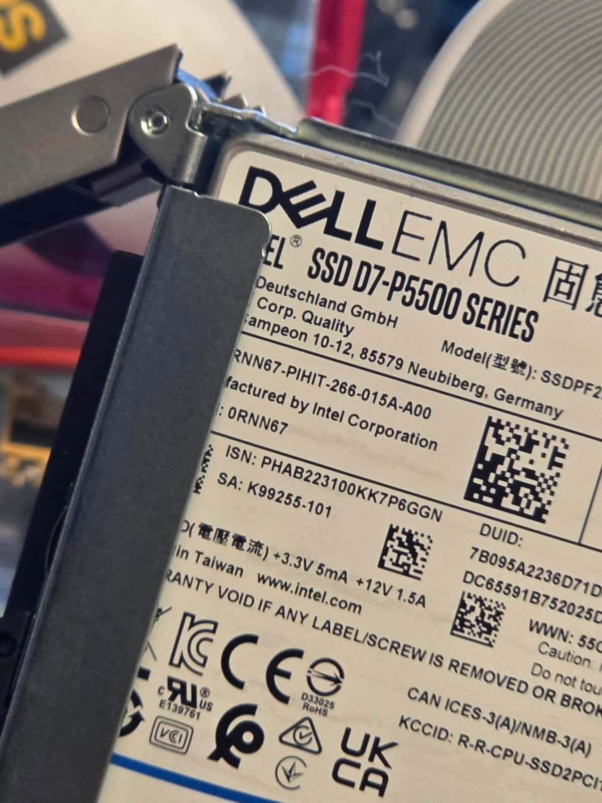 DELL ENT EMC INTEL D7-P5500 7.68TB PCIE GEN4 RI NVMe U.2 2.5'' 0RNN67 0 Hours