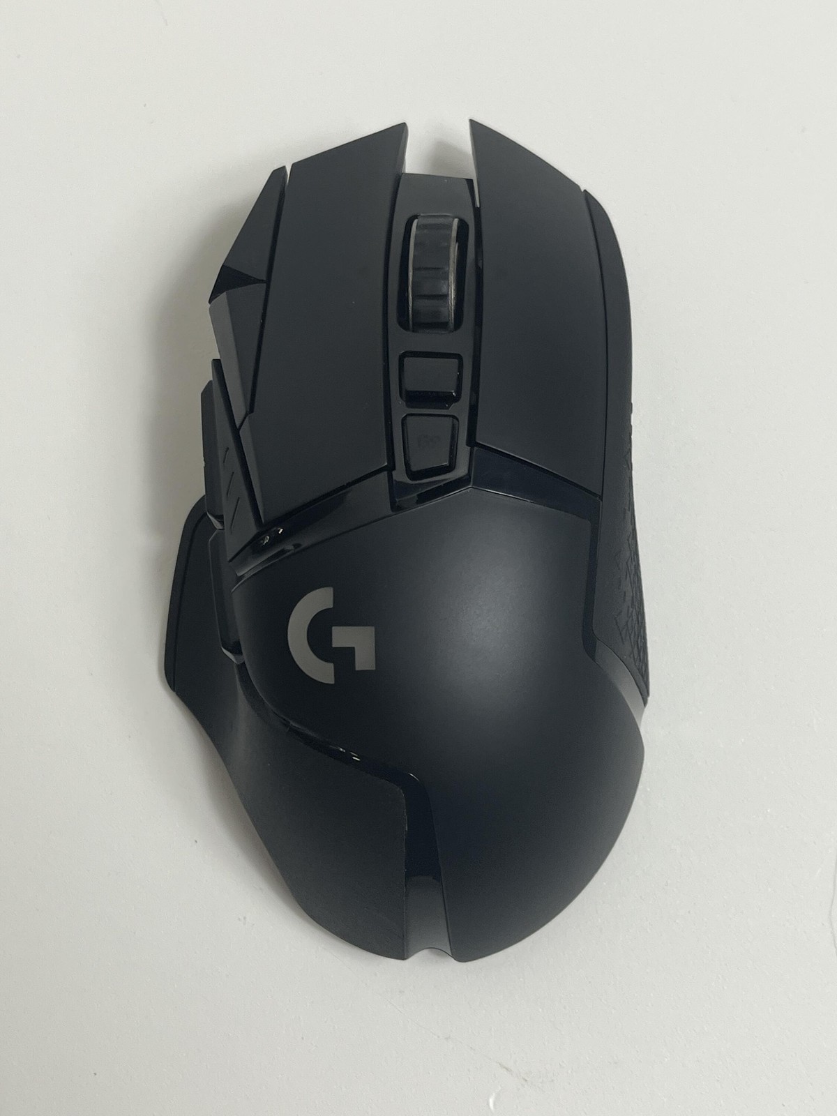 Logitech G502 LIGHTSPEED Wireless Gaming Mouse  HERO 25K Sensor  25 600 DPI  RGB