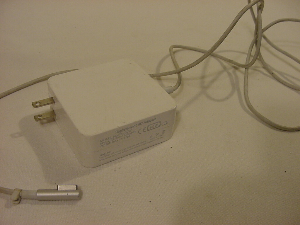 REPLACEMENT ADAPTER PA-60W
