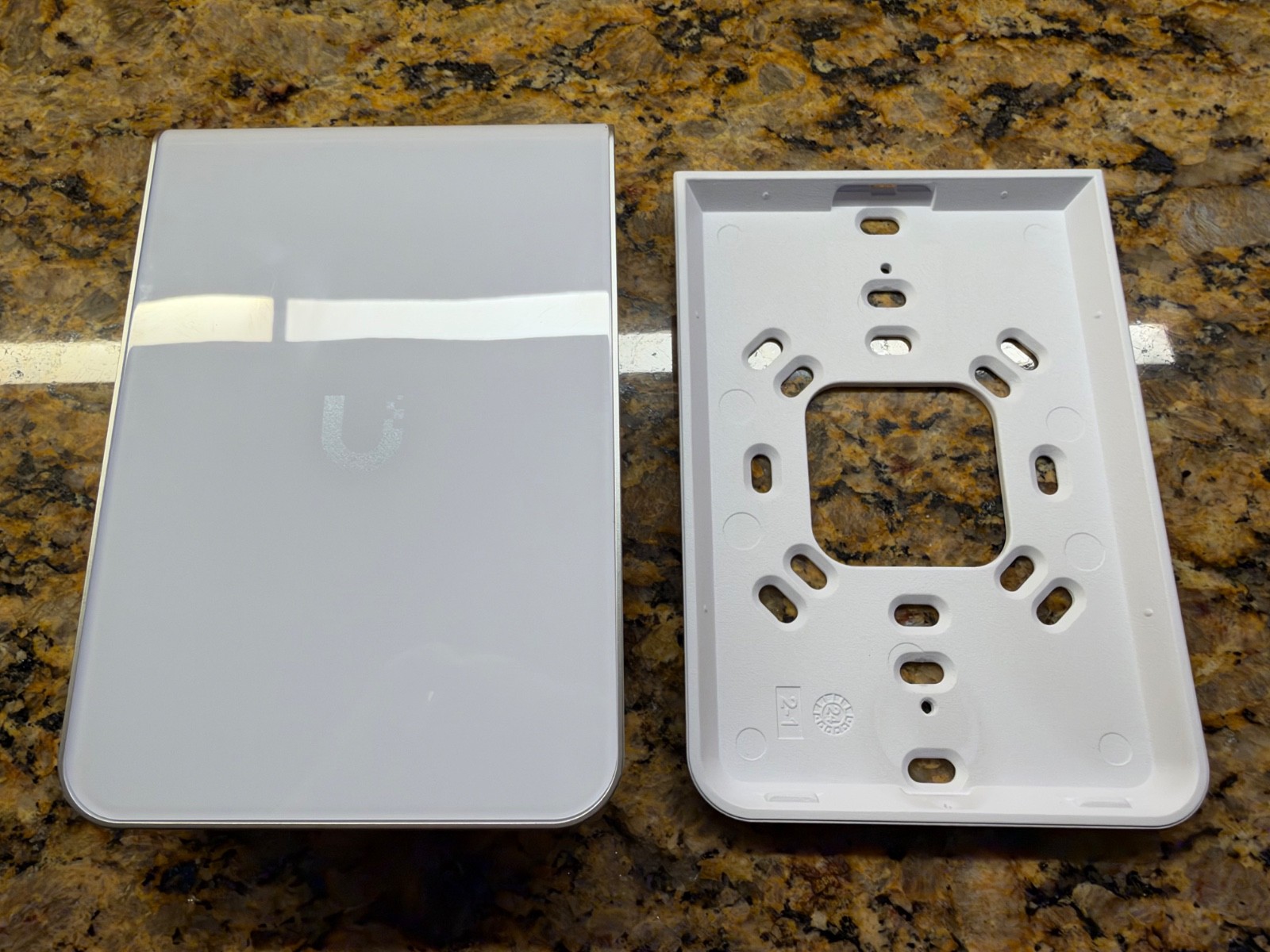 Ubiquiti UniFi U6-IW WiFi 6 In-Wall Access Point - Flawless Used Complete