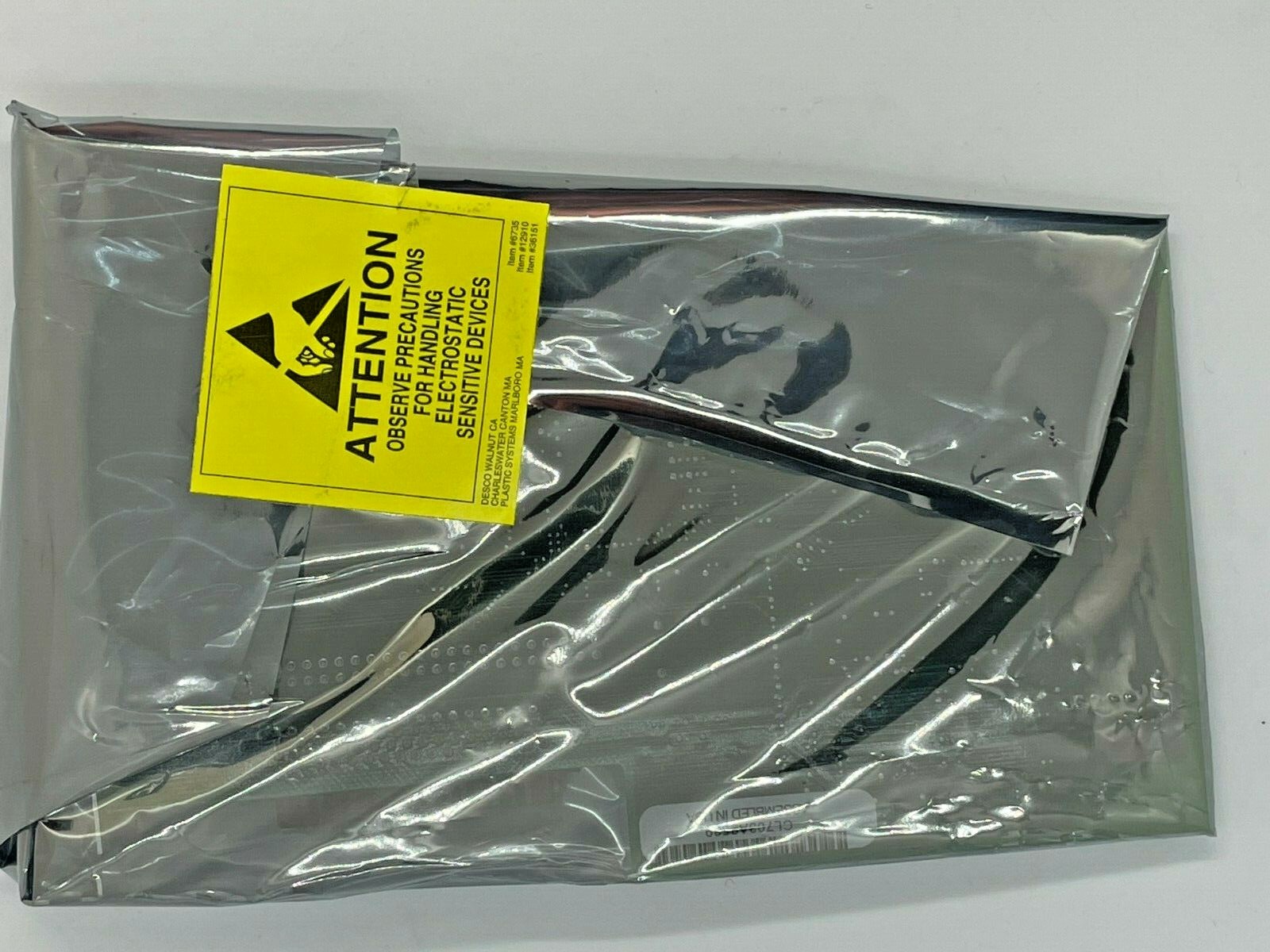 Q LOGIC PC2010403-11 QLA1040 PCI SCSI CONTROLLER BOARD with cables and box