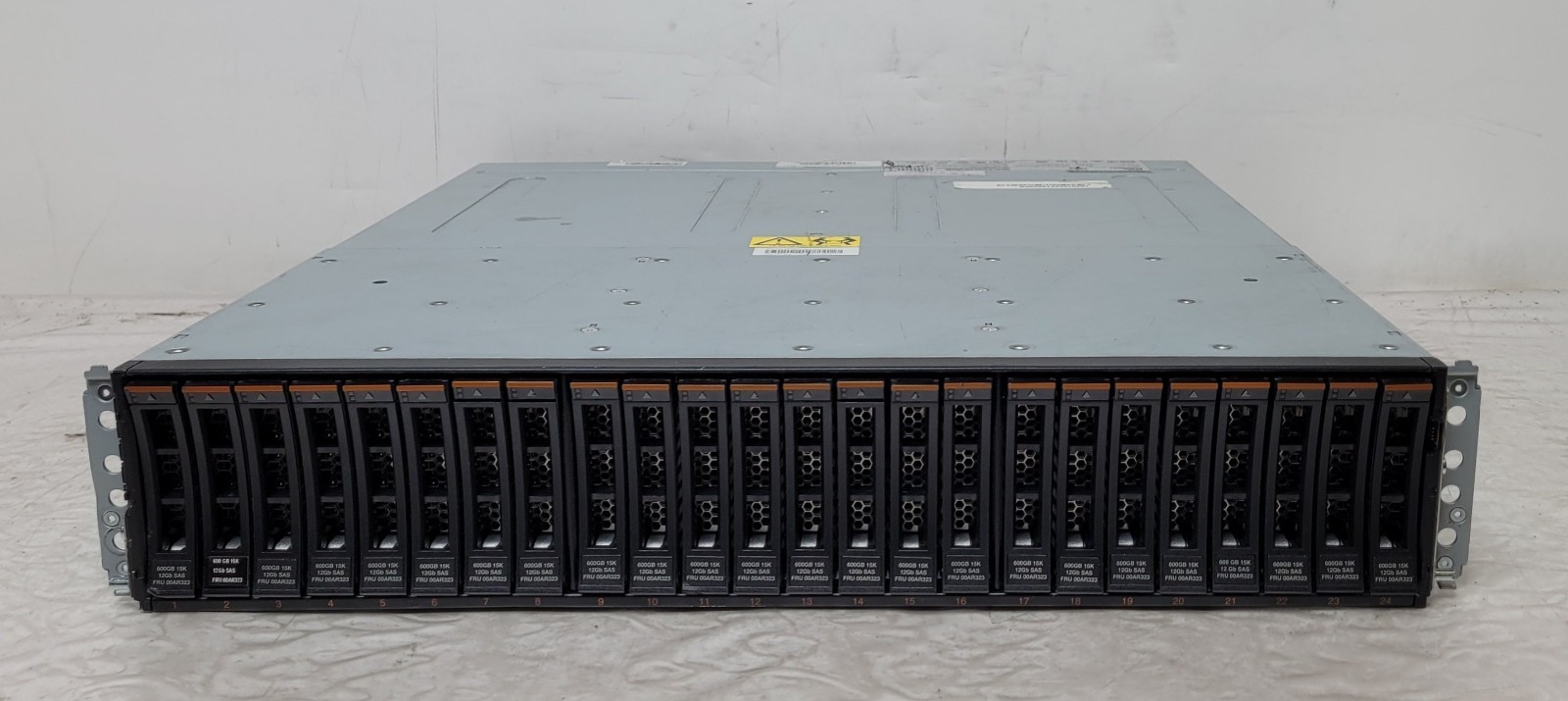 IBM Storwize V7000 2076-24F - 2.5in 24 Drive Bay SAS Storage Array No HDDs